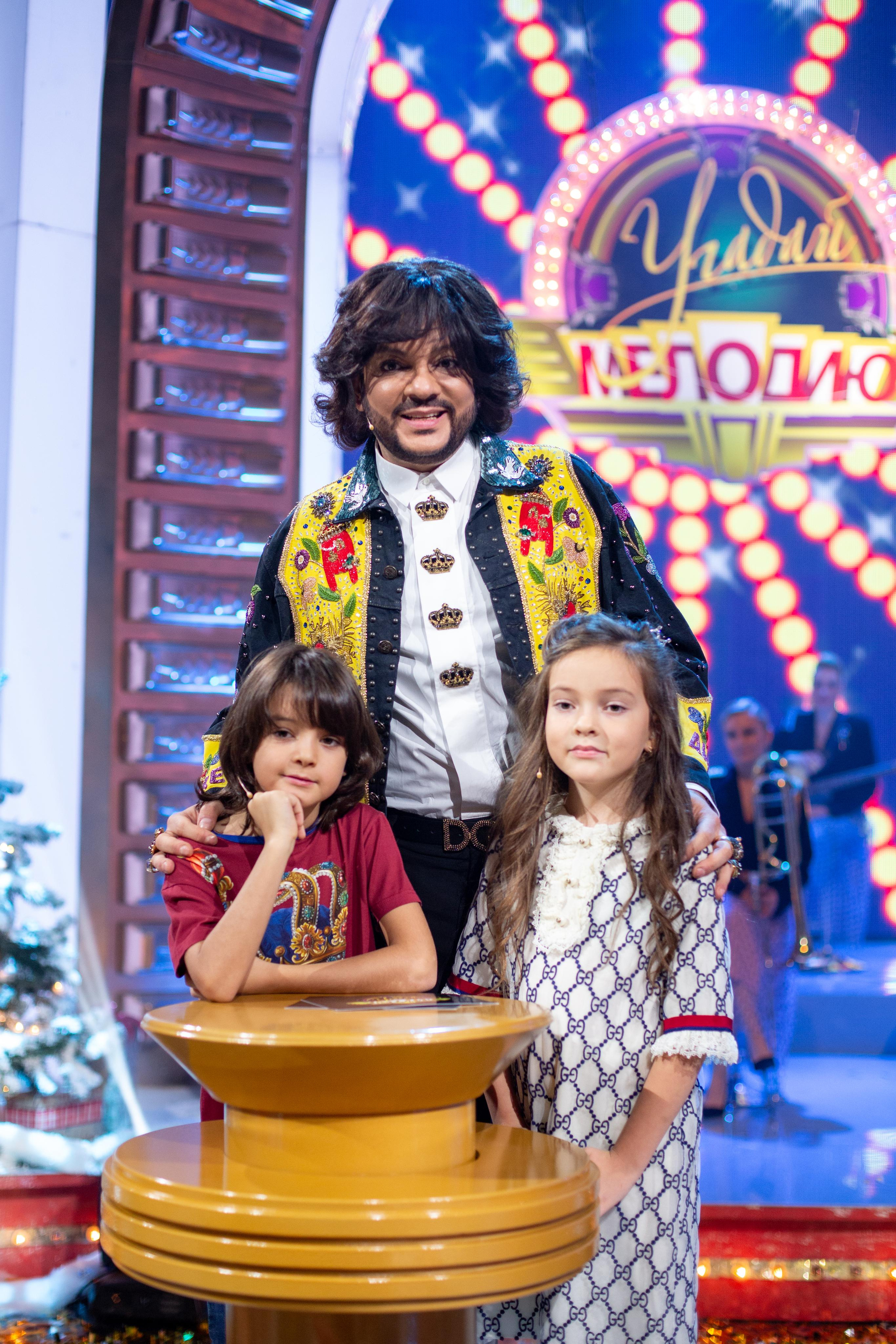 Угадай мелодию 2021. Свадебный и семейный фотограф