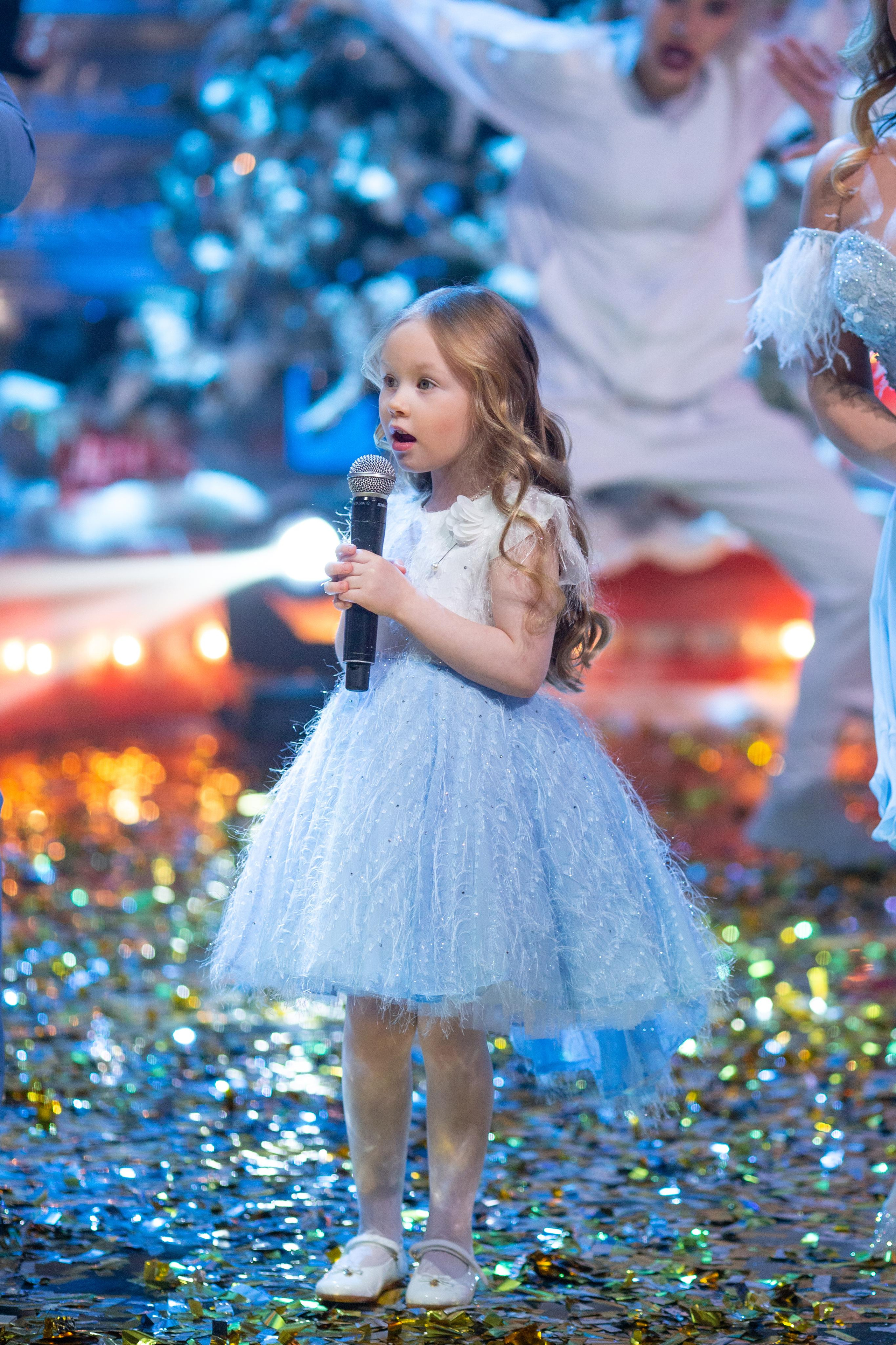 Угадай мелодию 2021. Свадебный и семейный фотограф