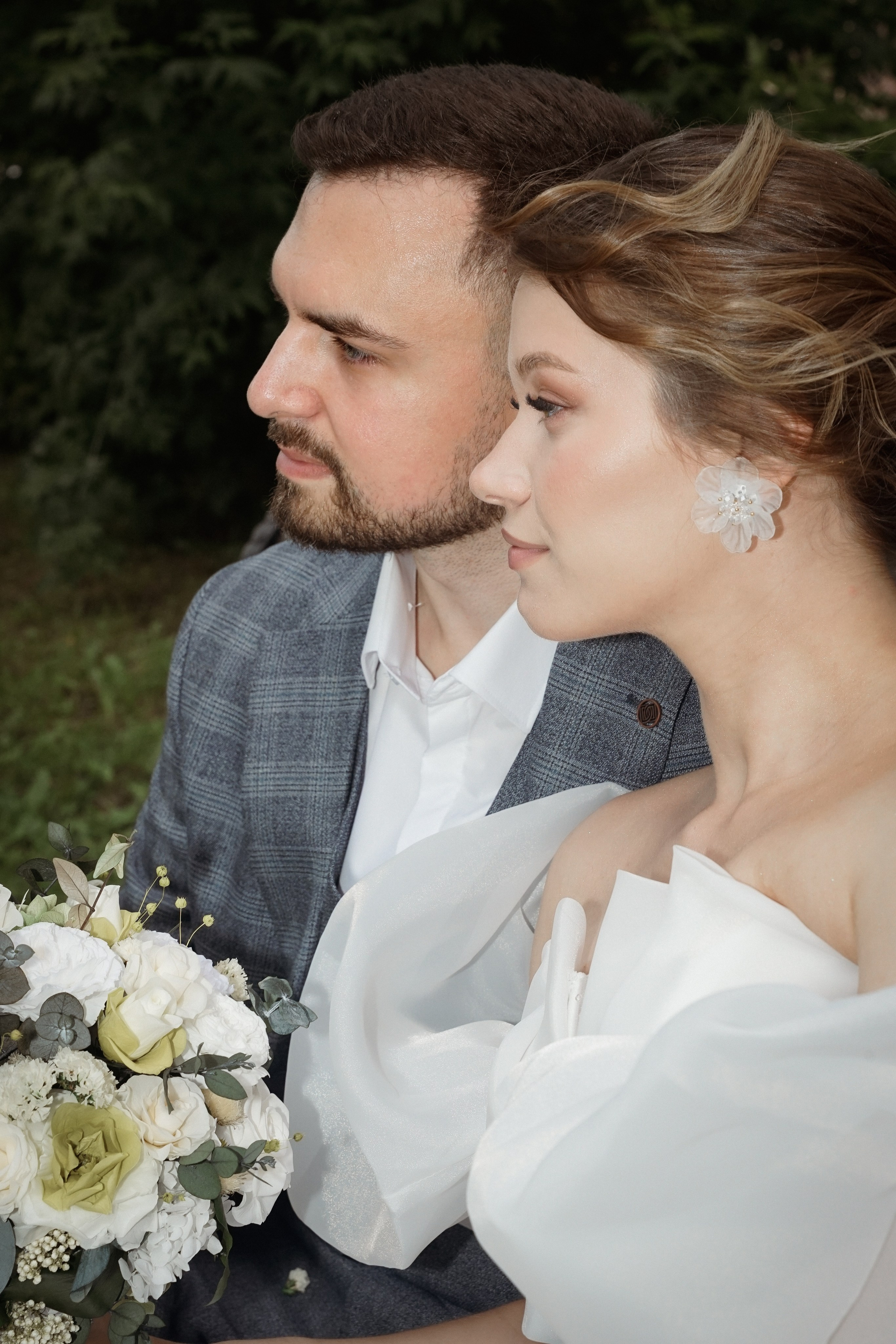 Свадебная фотосессия у оперного театра Екатеринбург