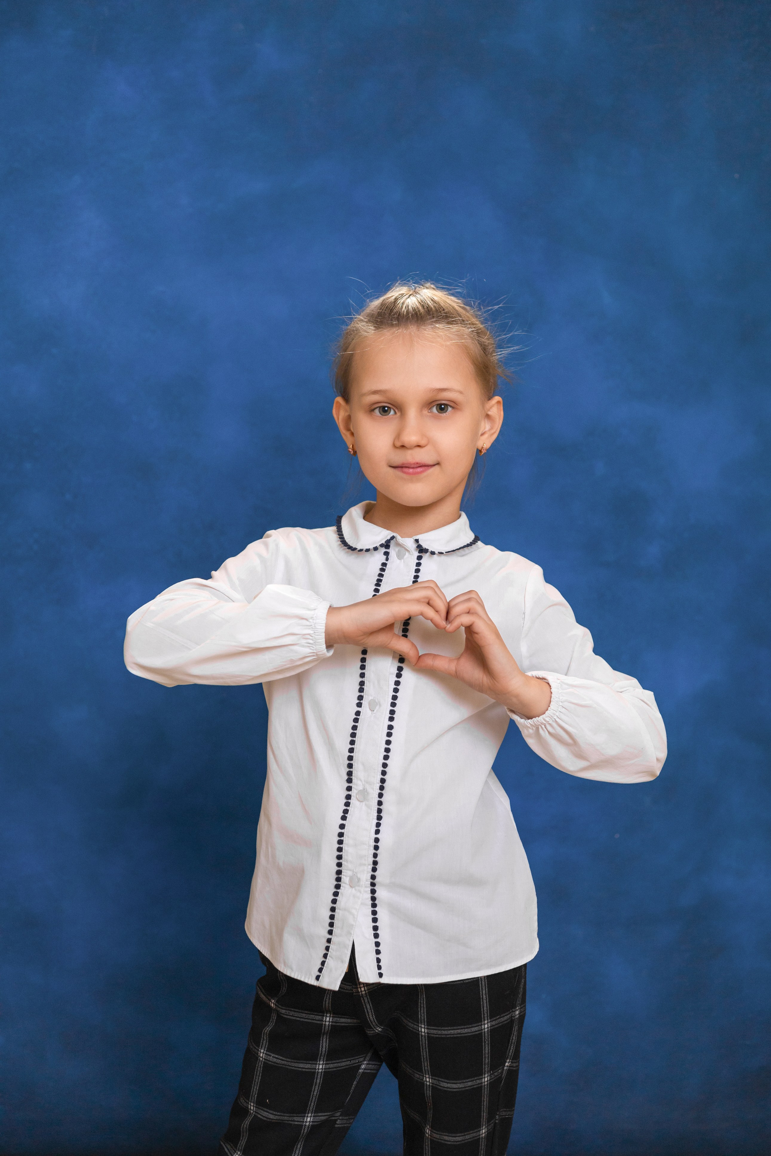 Выпускной альбом «История». Выпускные альбомы в Тюмени для школ, садов, вузов спортивных секций