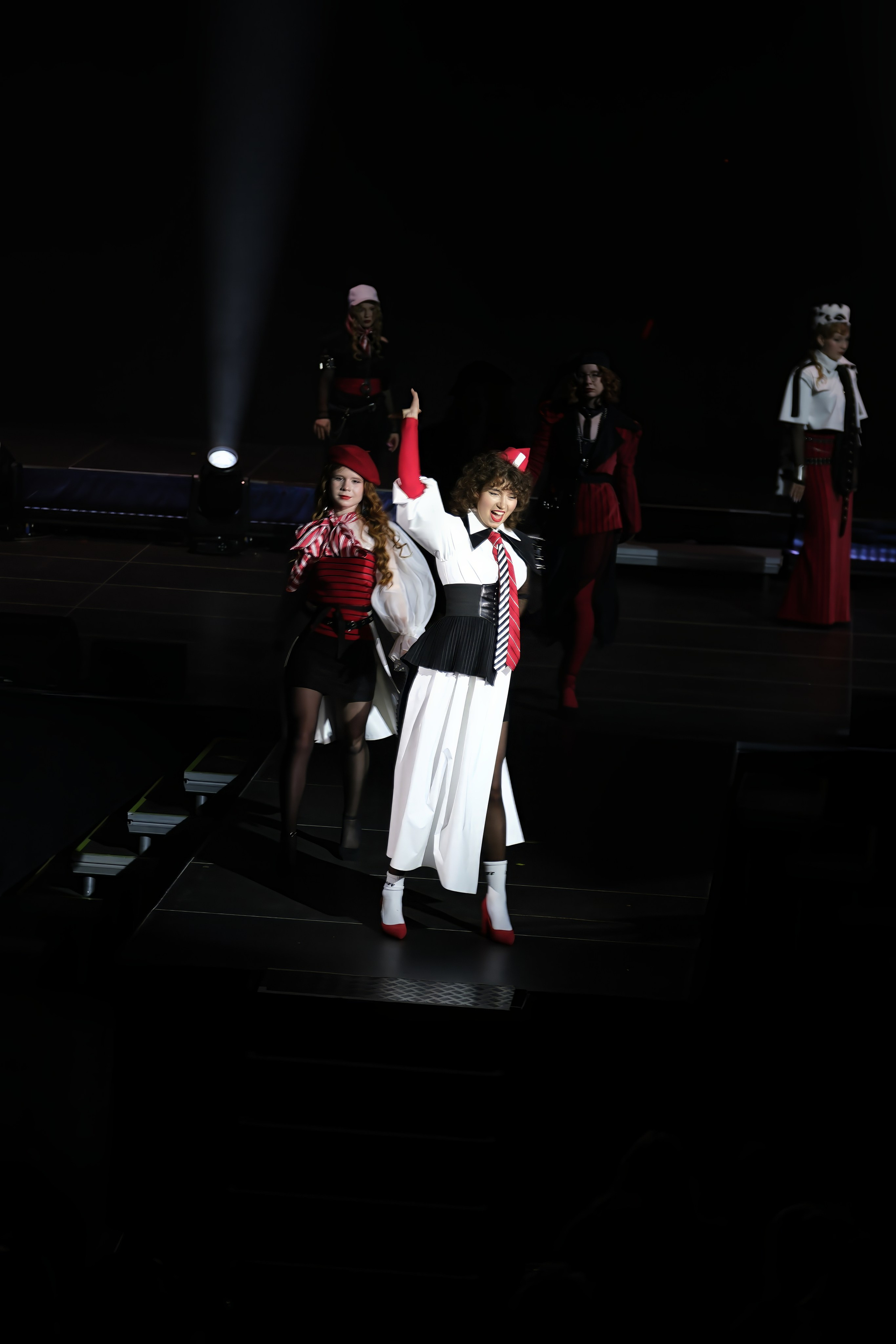 Подиумный спектакль «Стиль Надежды». Добро пожаловать в студию «Цифровой скульптор»  где искусство встречается с технологиями!