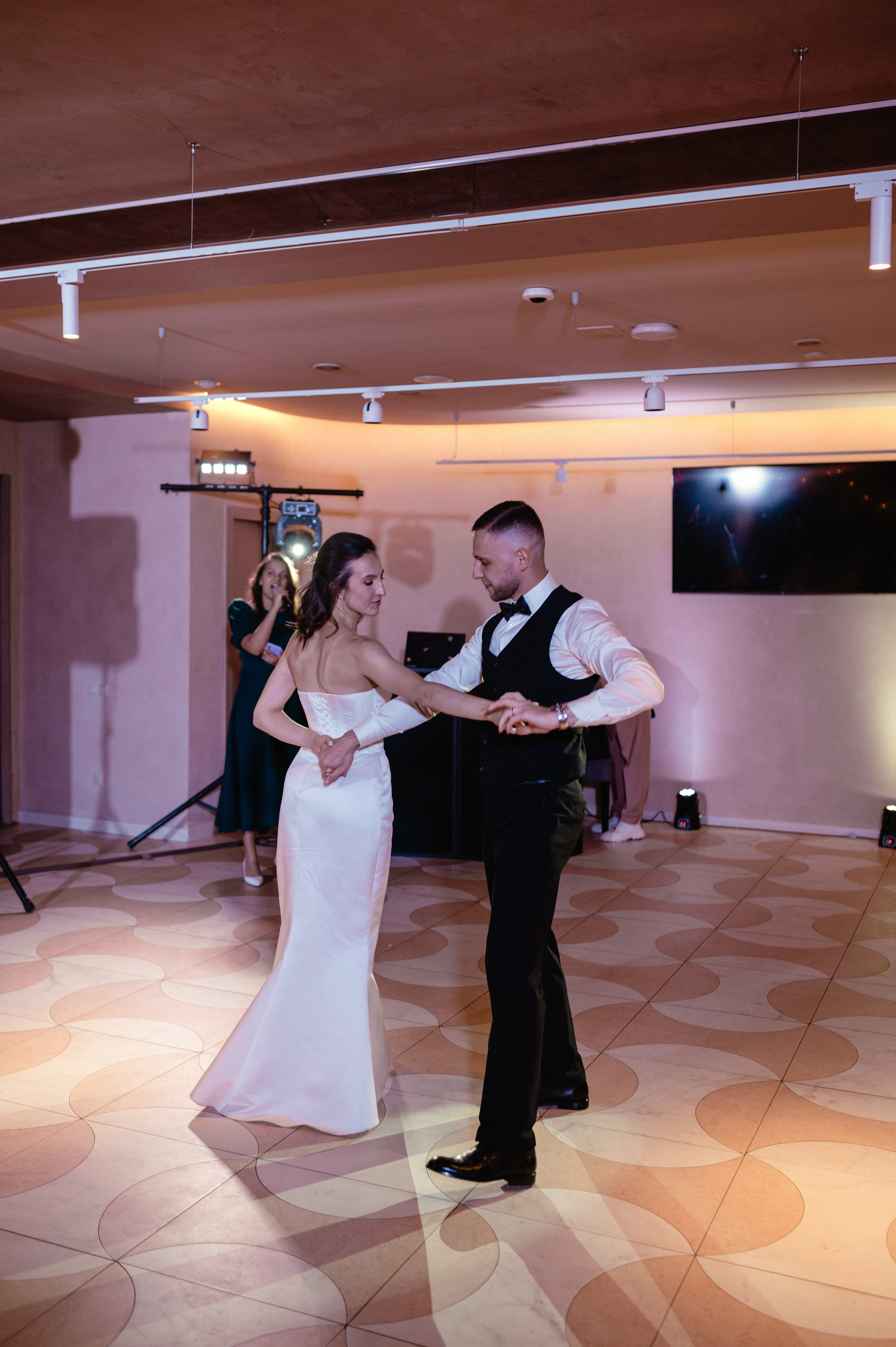 03.08.2024. RETOUCH-HOUSE