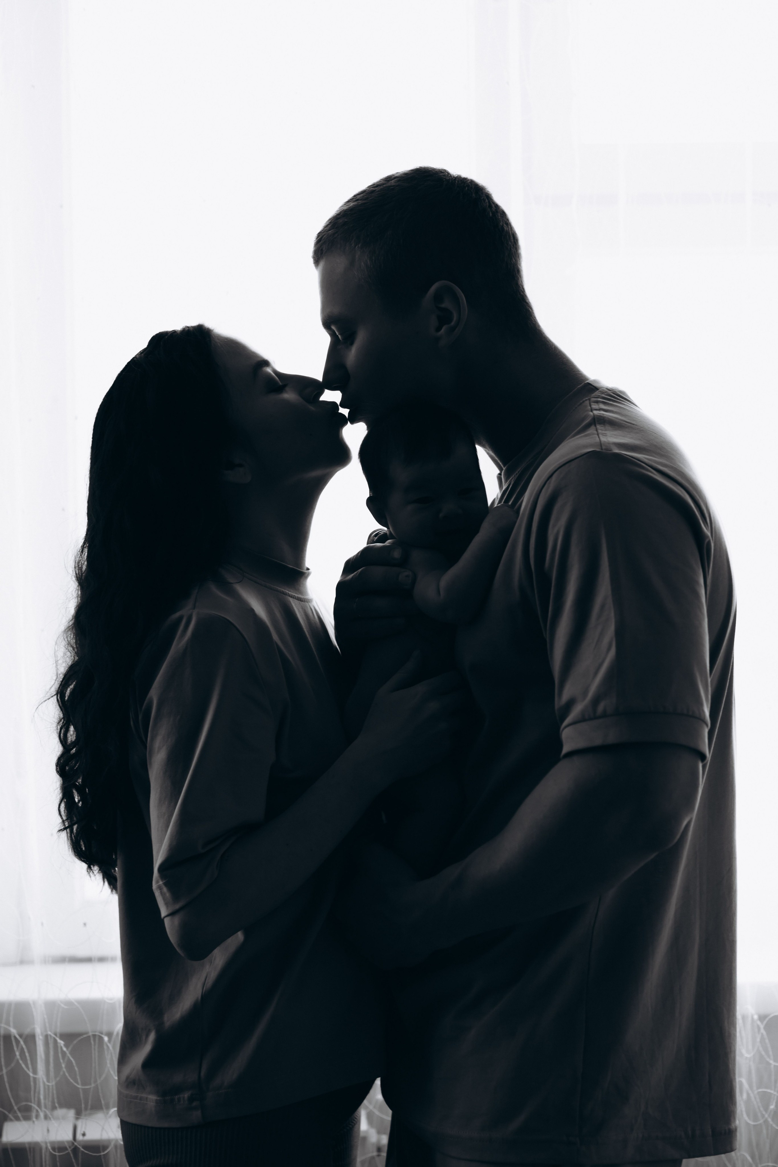 Андрей Аделина и маленькая принцесса. Семейный фотограф Нижневартовск Тюмень Ефимова Ирина