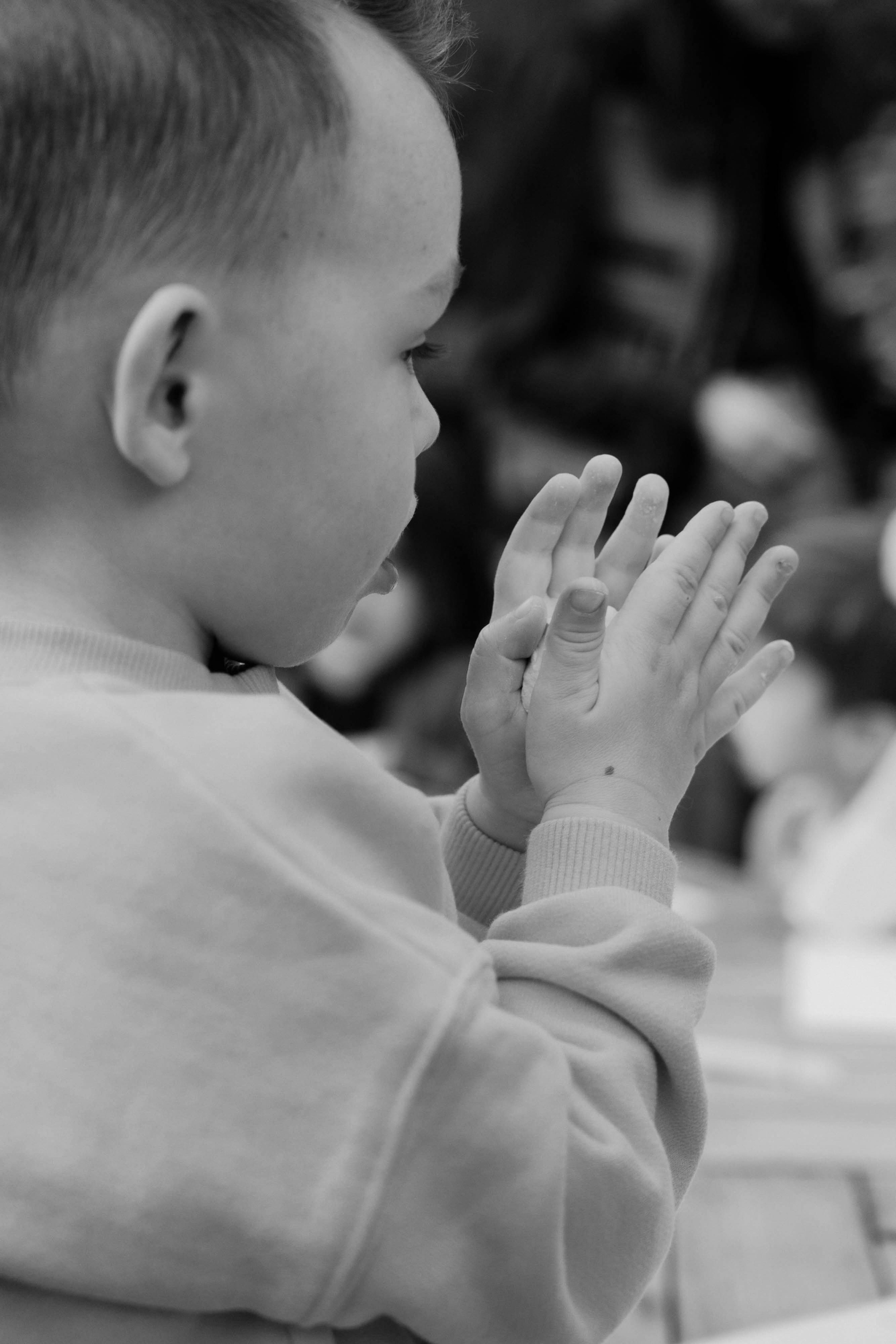 Встреча в «Робине» Переделкино. ФОТОГРАФ КСЕНИЯ СОСНОВСКАЯ