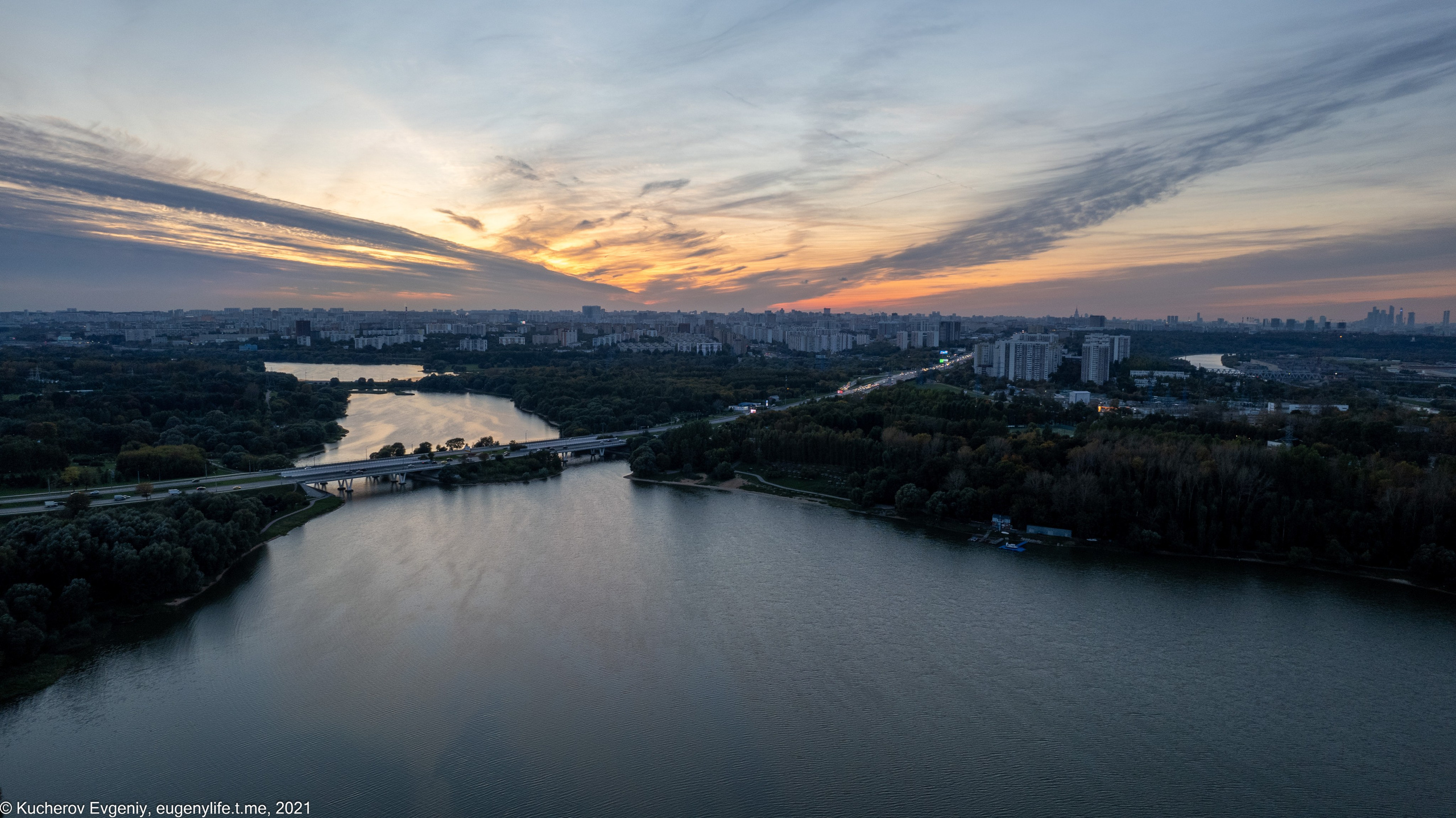Закат и циклон. Кучеров Евгений. Фотограф