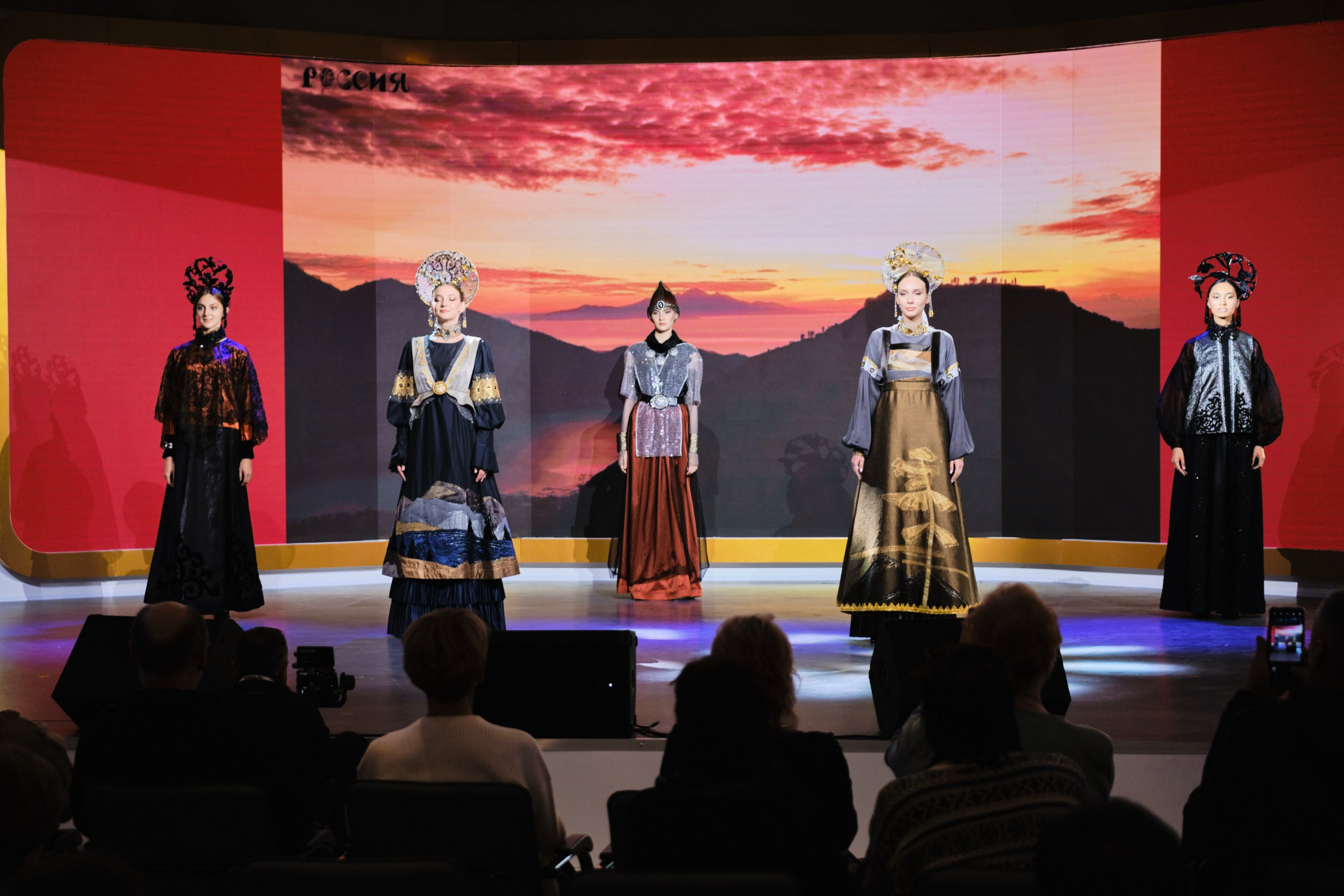 ВДНХ × Выставка «Россия». Матвей Яворский — фотограф в Челябинске