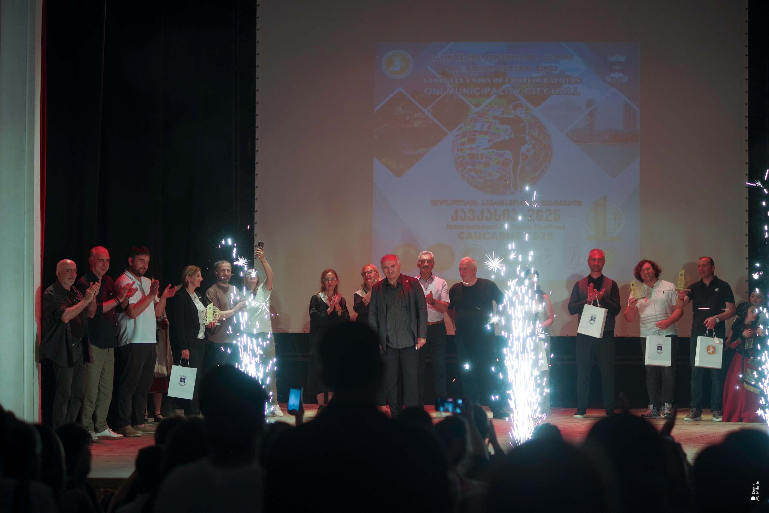 Танцы в прекрасном Они. Портретный фотограф Денис Милютин