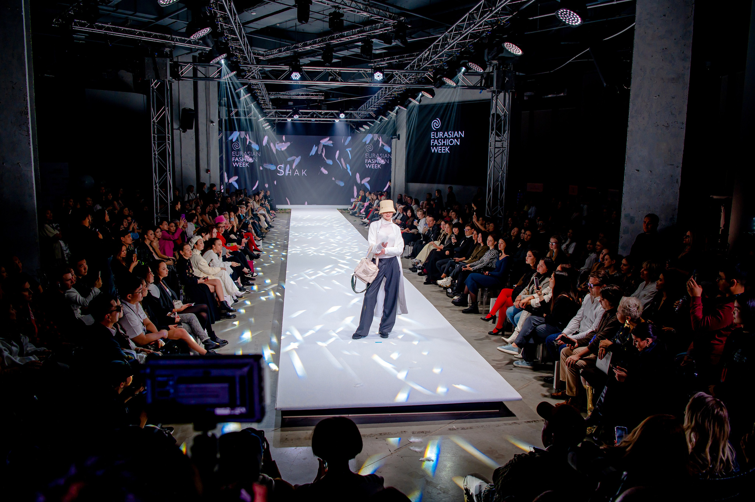 Brand Events. Елена Северина фотограф, Алматы: репортаж (спорт, концерты, конференции), предметная и фуд-съёмка, портреты, каталоги, фэшн, ретушь