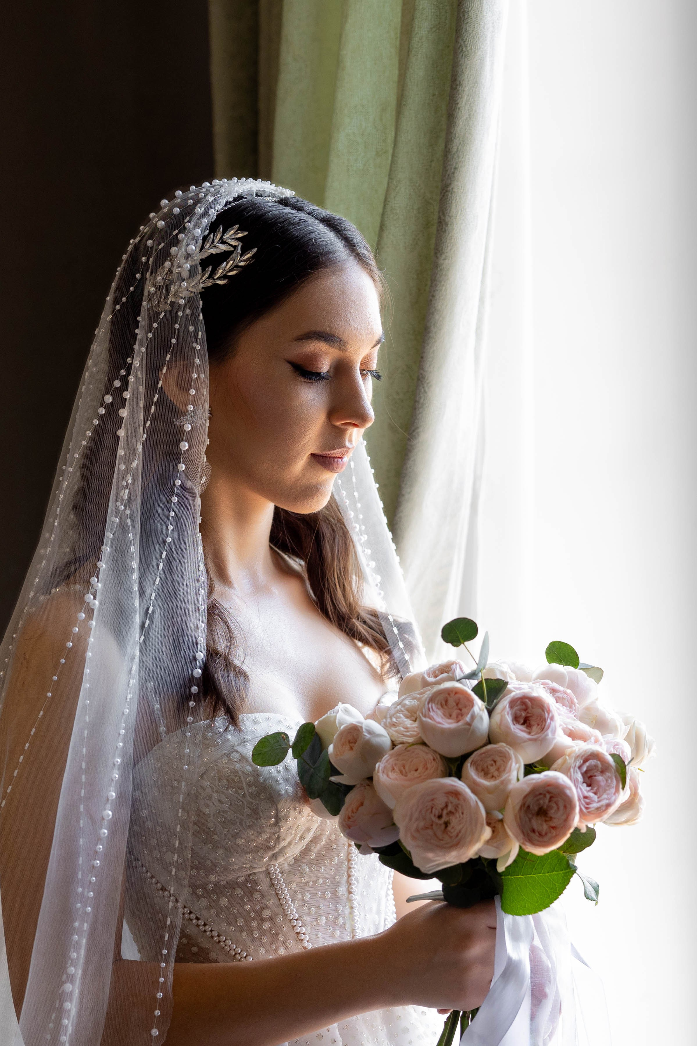 Милана и. Видеосьемка, фотосьемка свадеб, юбилеев, утренников в Краснодарском кр