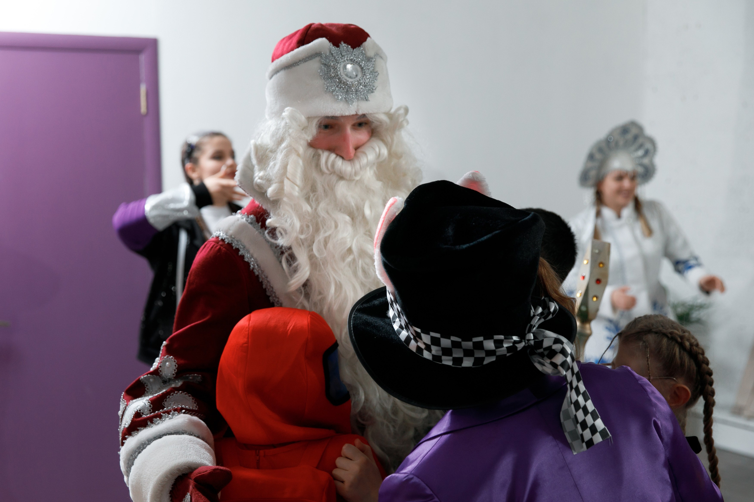 Школа «Кристалл» | Новогодняя программа. Свадебный, семейный и школьный фотограф в Сызрани Максим Баталов