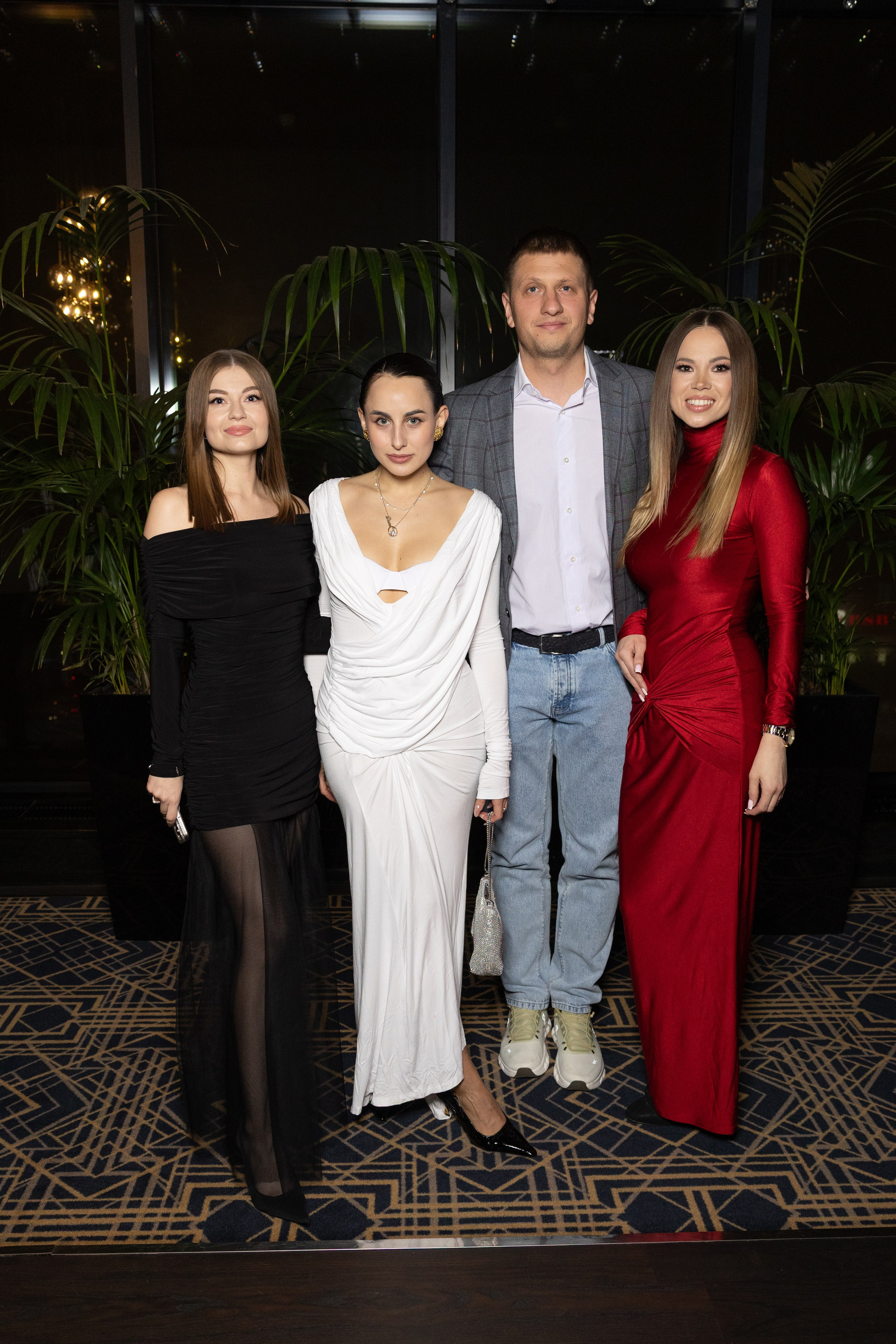 Фотосъёмка корпоратива в ресторане BarDot | Минск — Алексей Баталов