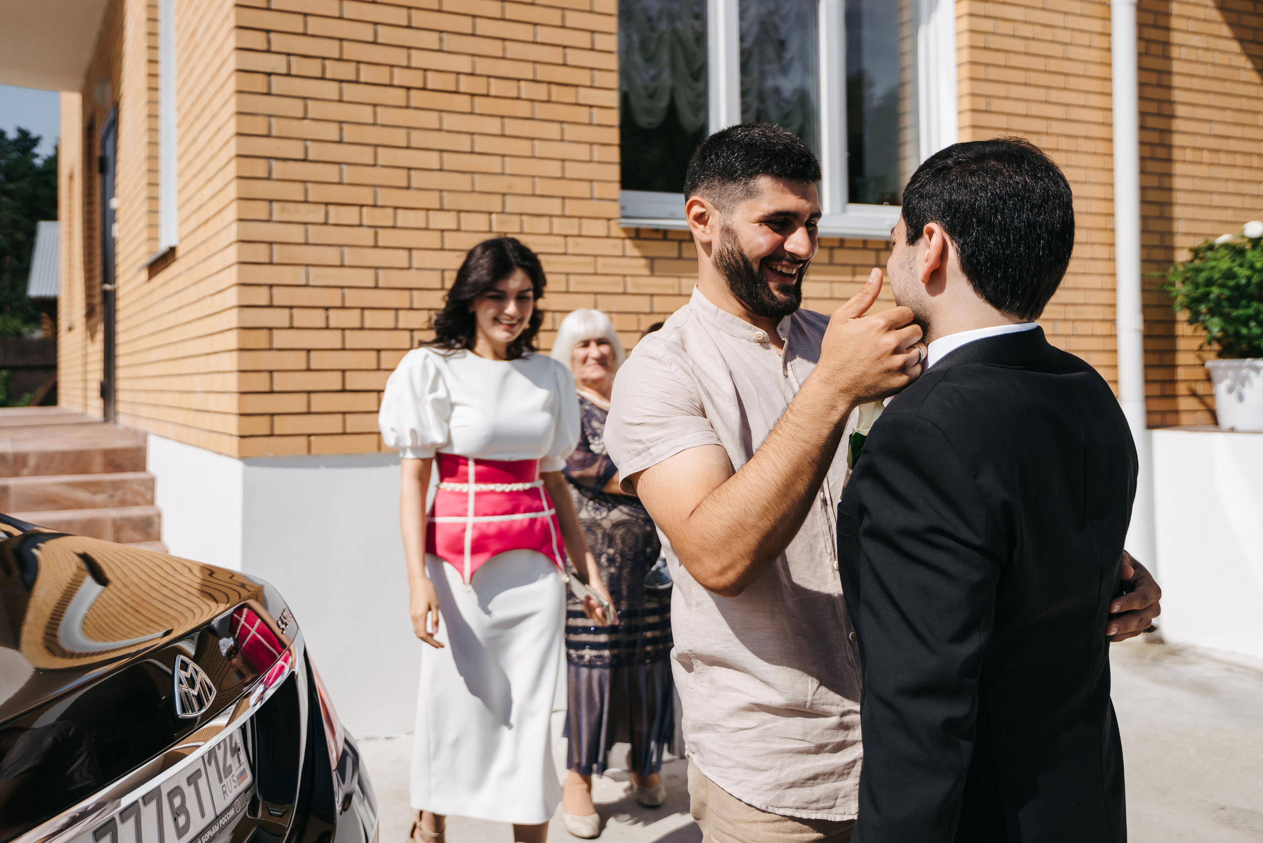 Маис и Мариам. Свадебный фотограф Красноярск Вязьминова Мария