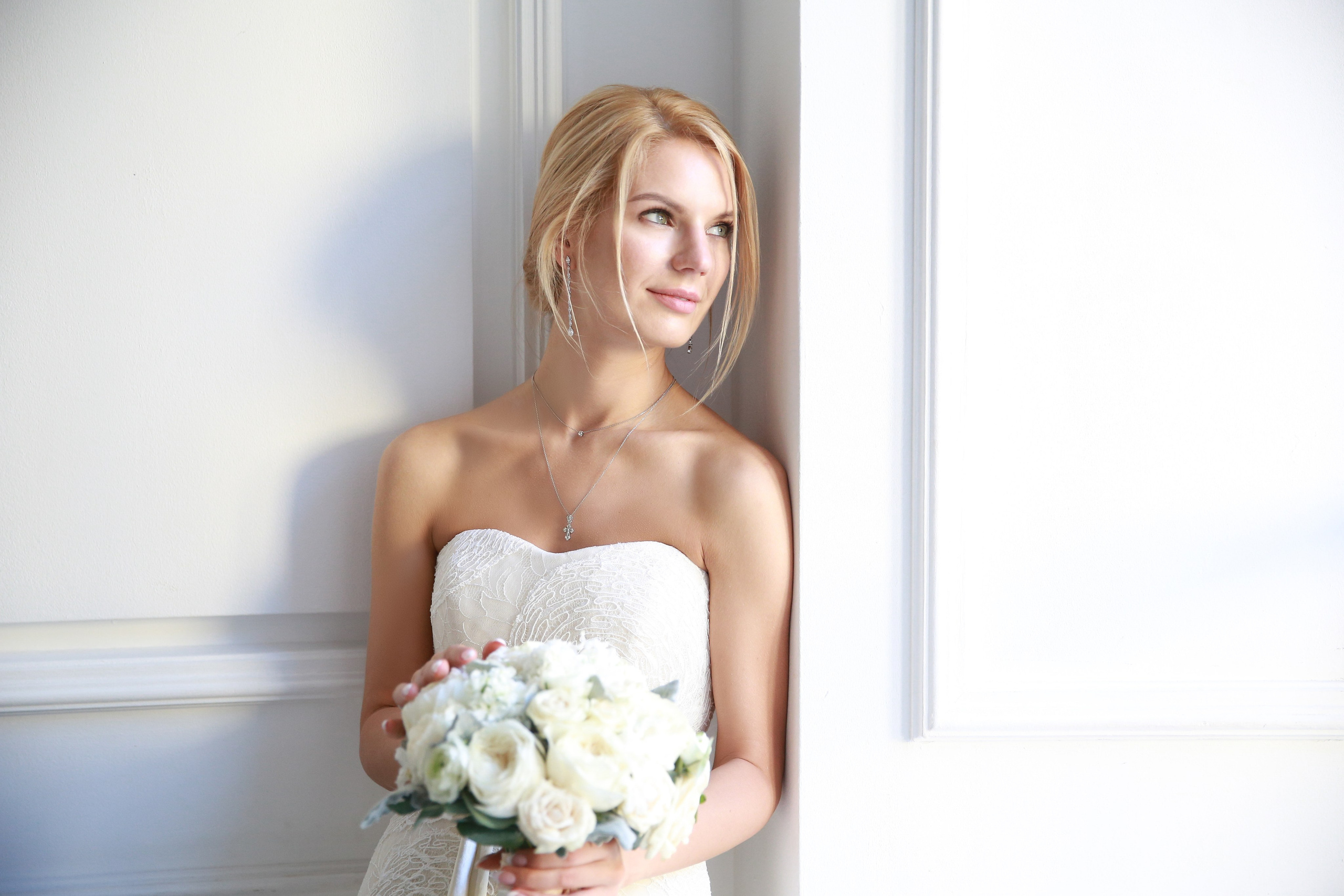 Осенняя свадебная фотосессия Елены и Евгения в сердце Москвы. Фотограф в Москве Владимир Осиченко — портреты, мероприятия, репортажи