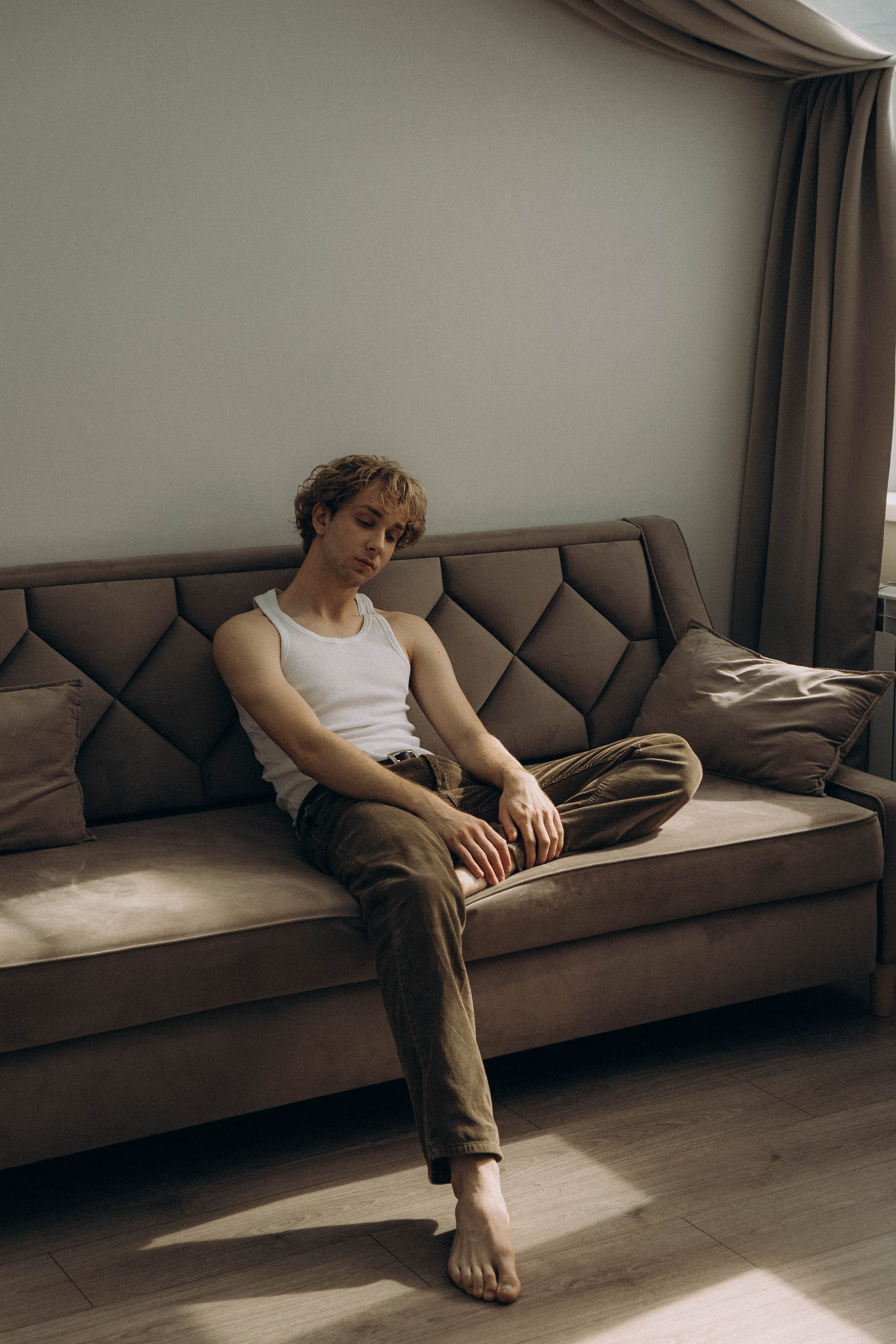 СВАДЕБНАЯ СЬЕМКА В ОТЕЛЕ. СБОРЫ ЖЕНИХА И НЕВЕСТЫ И ТАКЖЕ ТОР И ПОДГОТОВКА К ПРОГУЛКЕ. Профессиональный фотограф, Санкт-Петербург — Виктория Богомолова