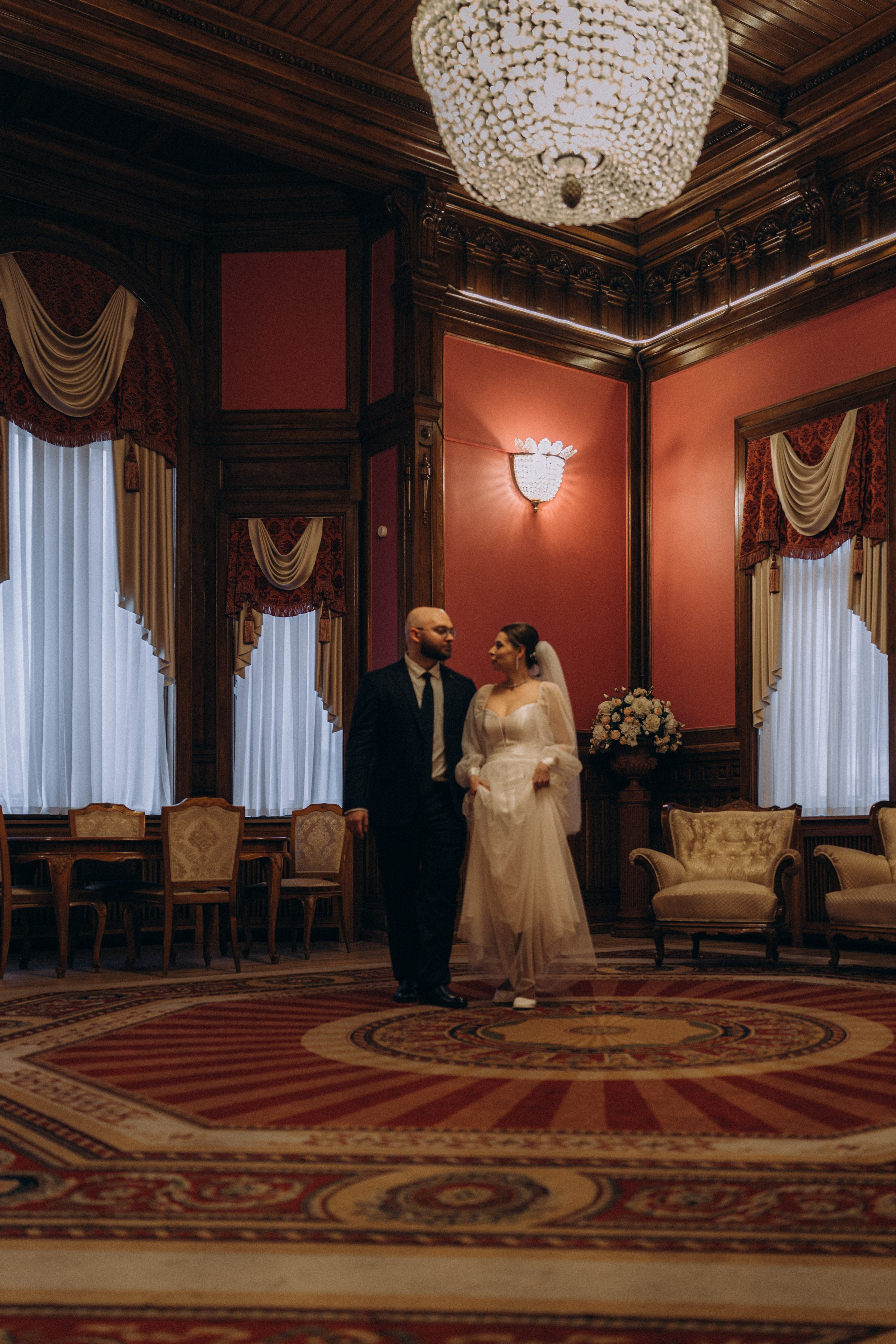 СВАДЕБНАЯ СЬЕМКА ВО ВТОРОМ ДВОРЦЕ (ДЕКАБРЬ) ТАКЖЕ СЬЕМКА В СТУДИИ НА ЧЕРНЫШЕВСКОЙ. Профессиональный фотограф, Санкт-Петербург — Виктория Богомолова