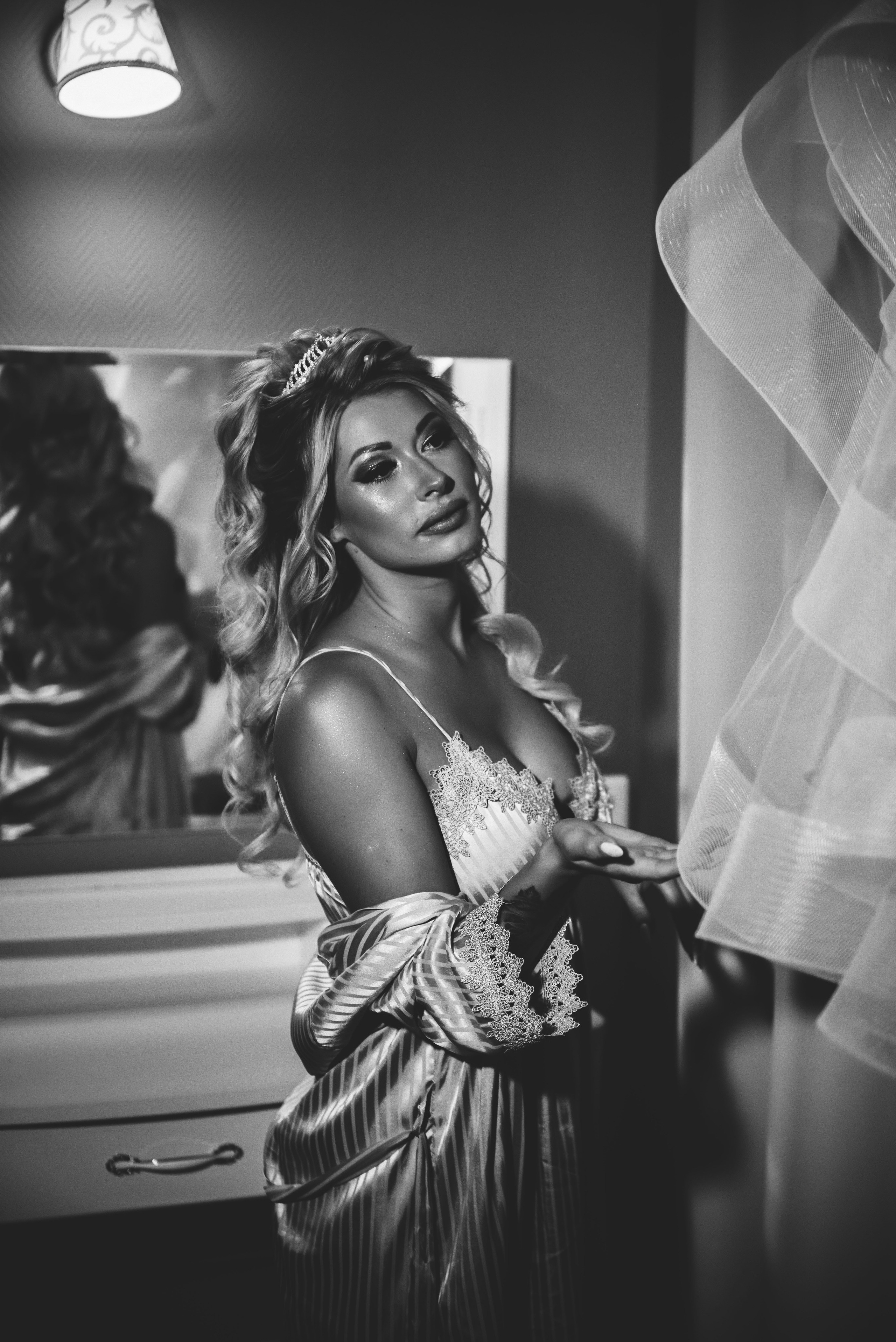 Свадебная прогулка в Петергофе. Портретный, семейный и свадебный фотограф в Санкт-Петербурге и в Пушкине Ширяев Денис