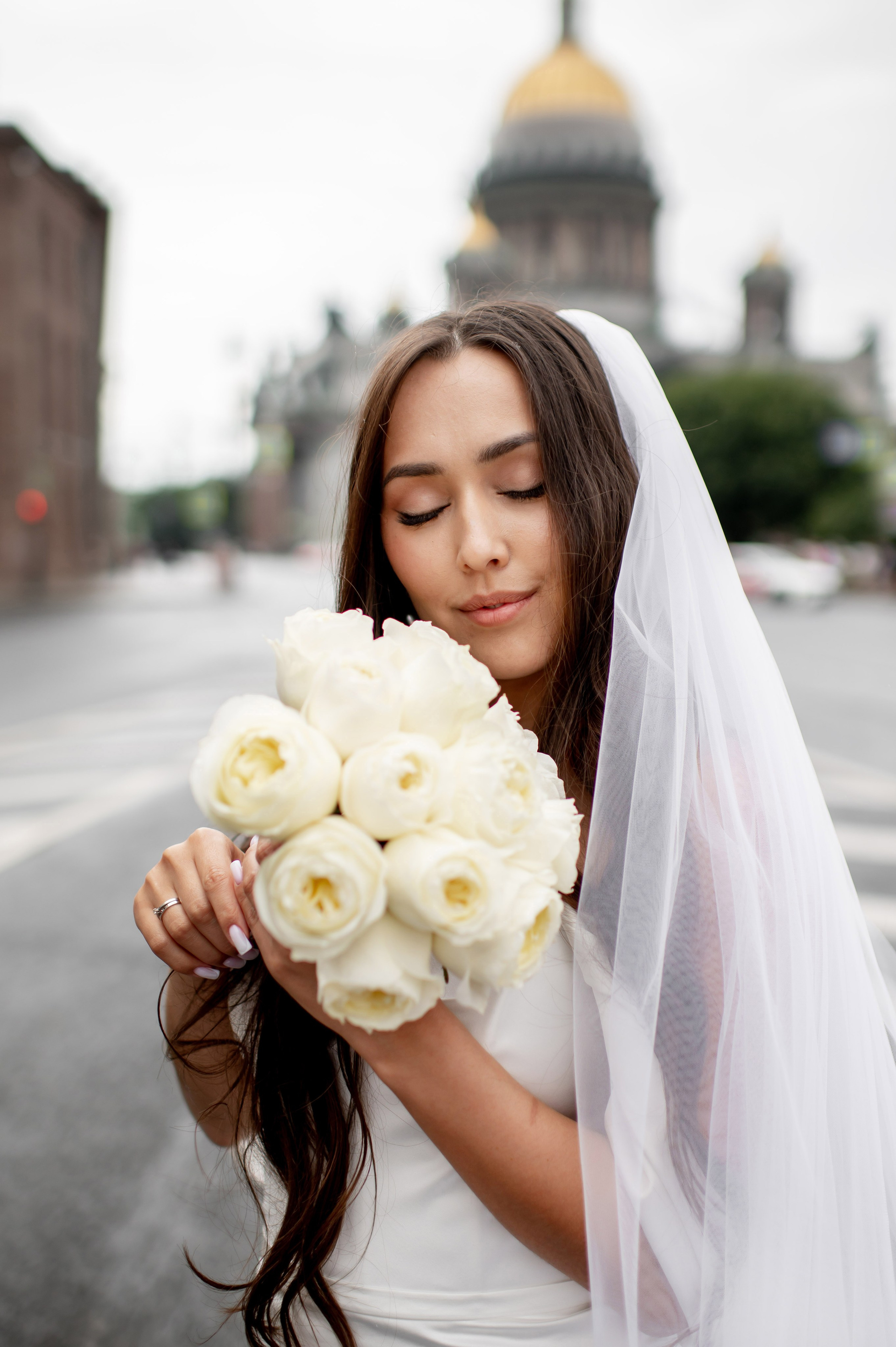 Классическая свадебная фотосессия Аины и Антона по самым красивым местам для свадебной прогулки в Санкт-Петербурге. Портретный, семейный и свадебный фотограф в Санкт-Петербурге и в Пушкине Ширяев Денис