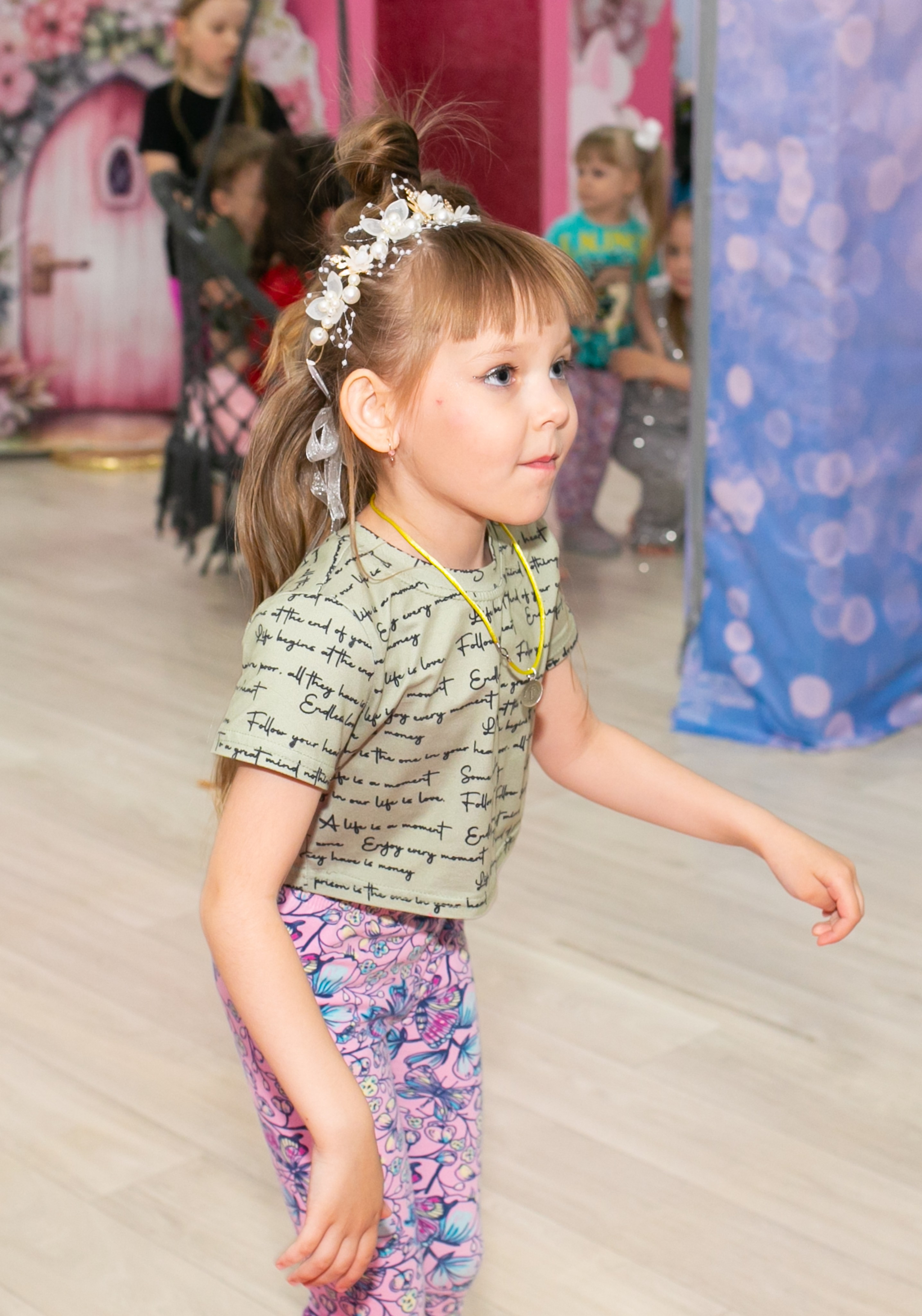 Выпускные и Утренники. Фотограф новорожденных и семейный фотограф НСО г. Бердск Марина Львова