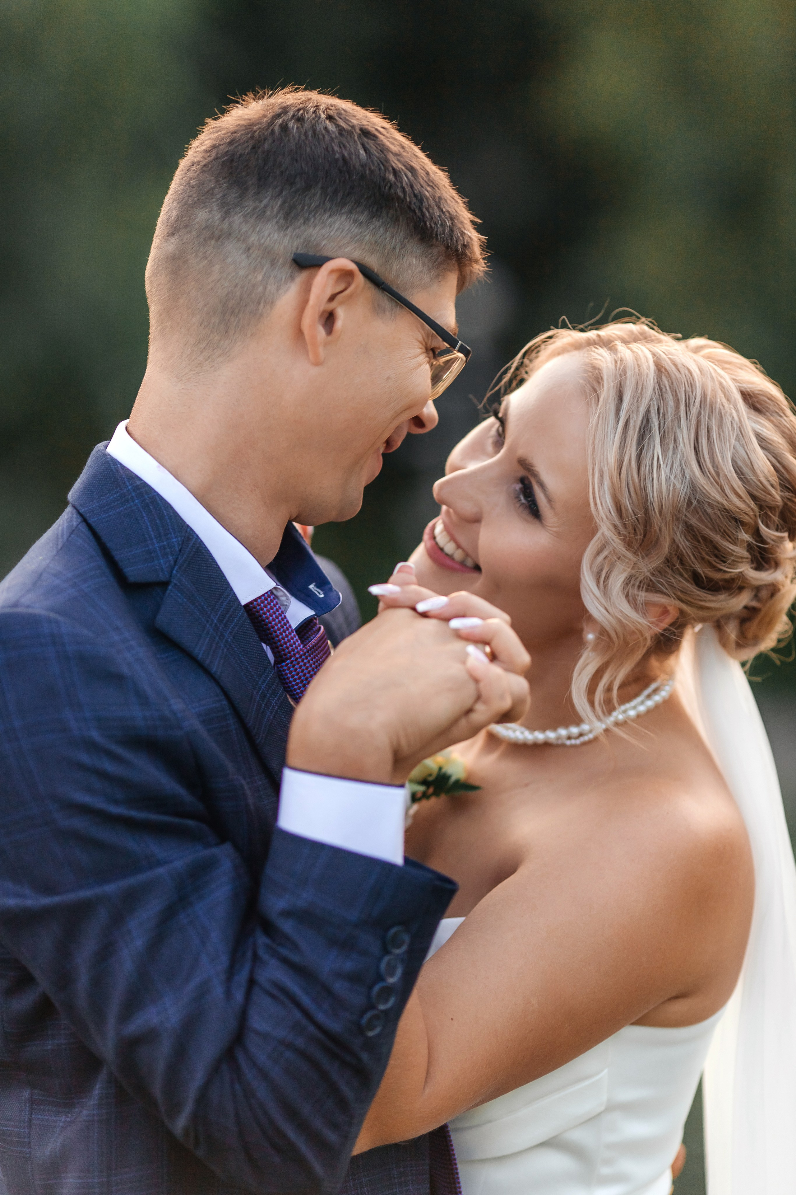 Прогулка молодожёнов в стиле  Love Story в парке "Зарядье"