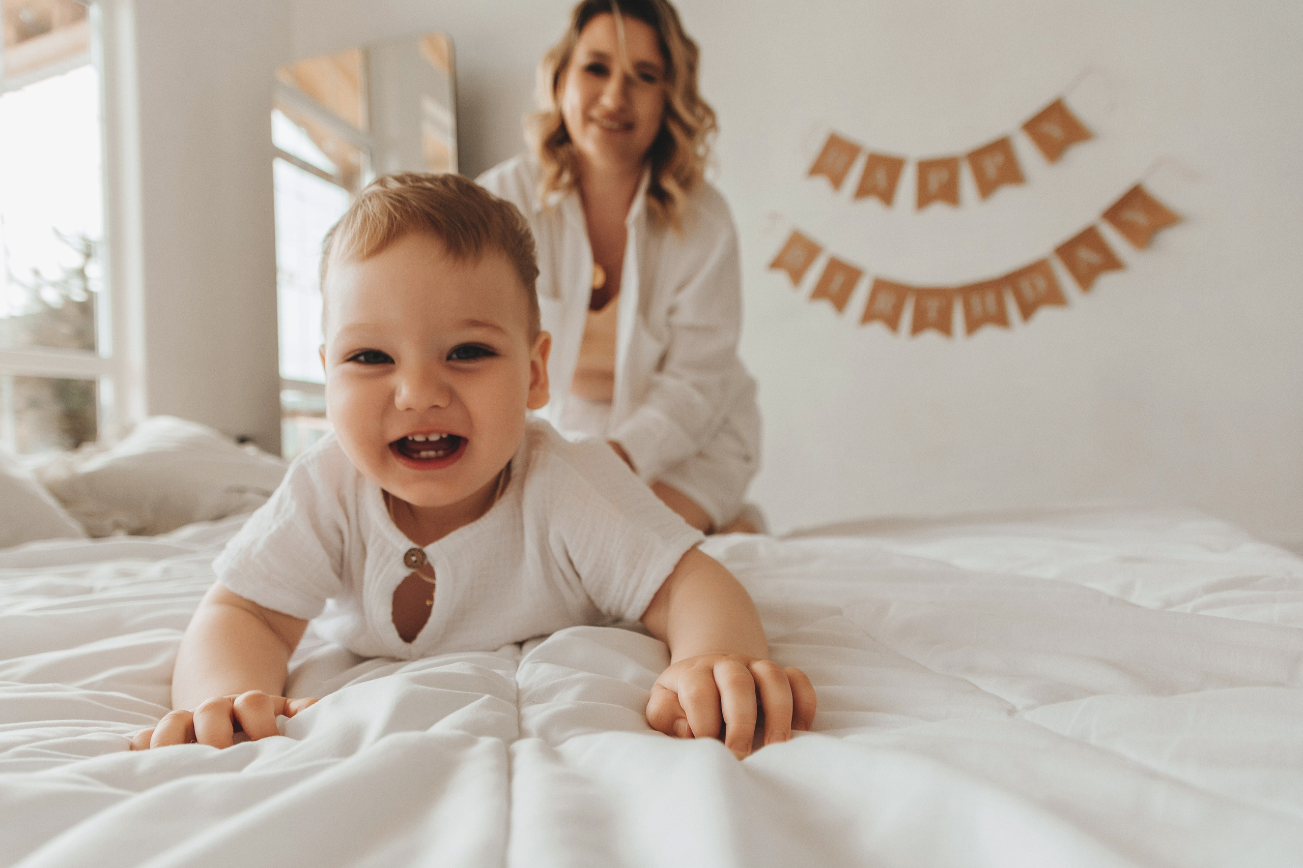 Фотосессия годика минимализм. Семейный и детский фотограф Кущ Наташа