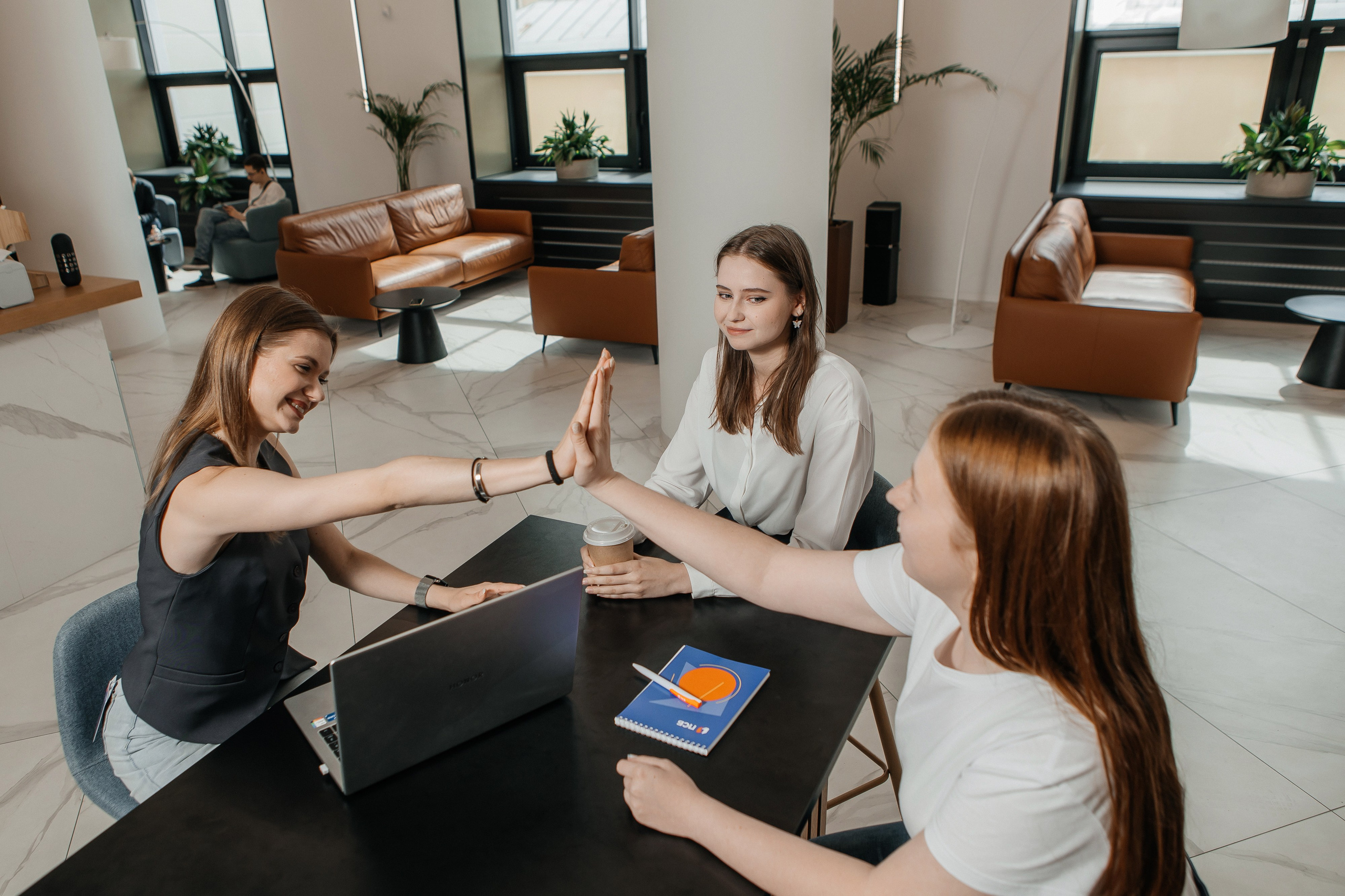 ПСБ Банк сюжетная съёмка. Фотограф в Москве Дмитрий Жарков