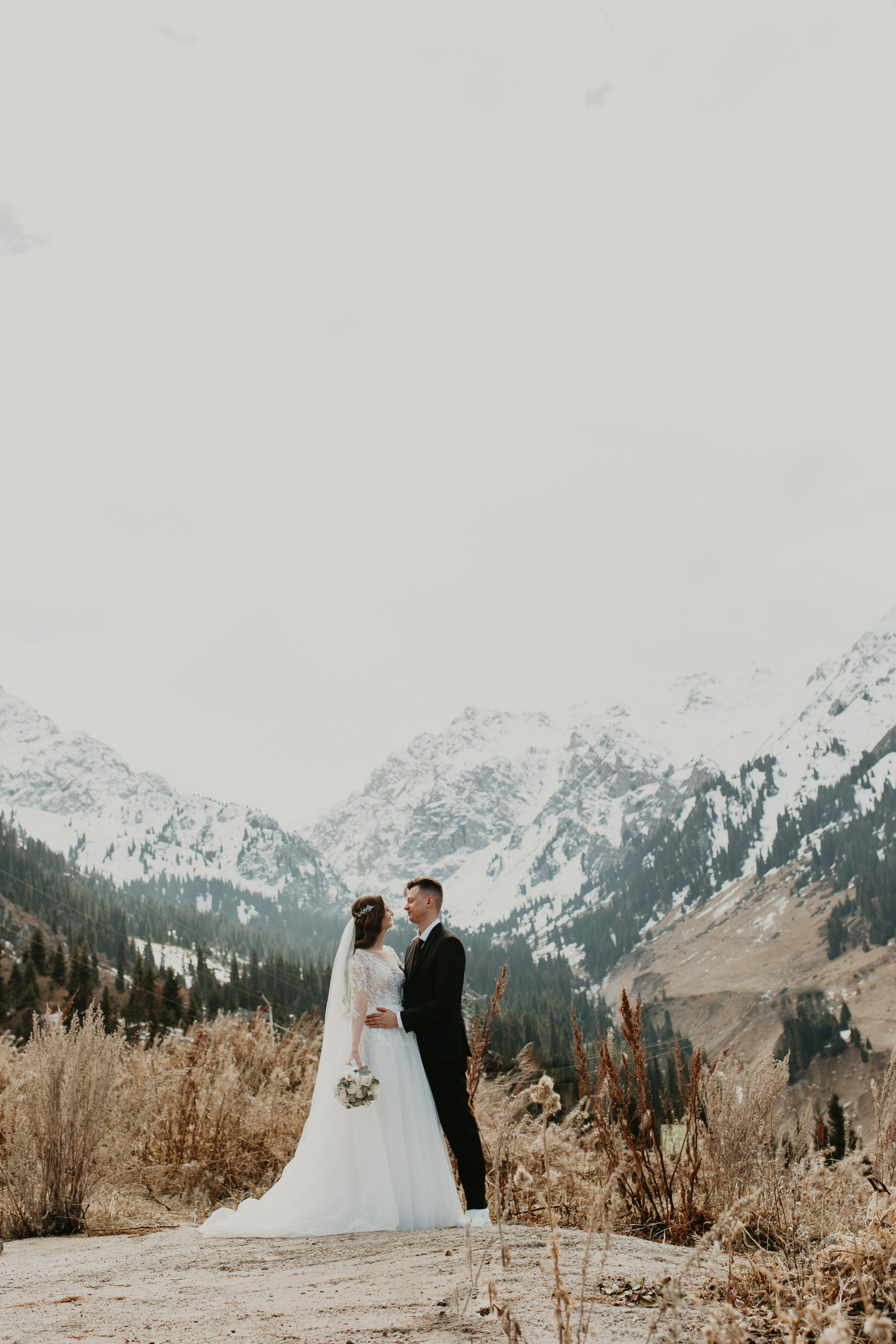 Wedding. Свадебный и семейный фотограф в Алматы Laura Dosmann