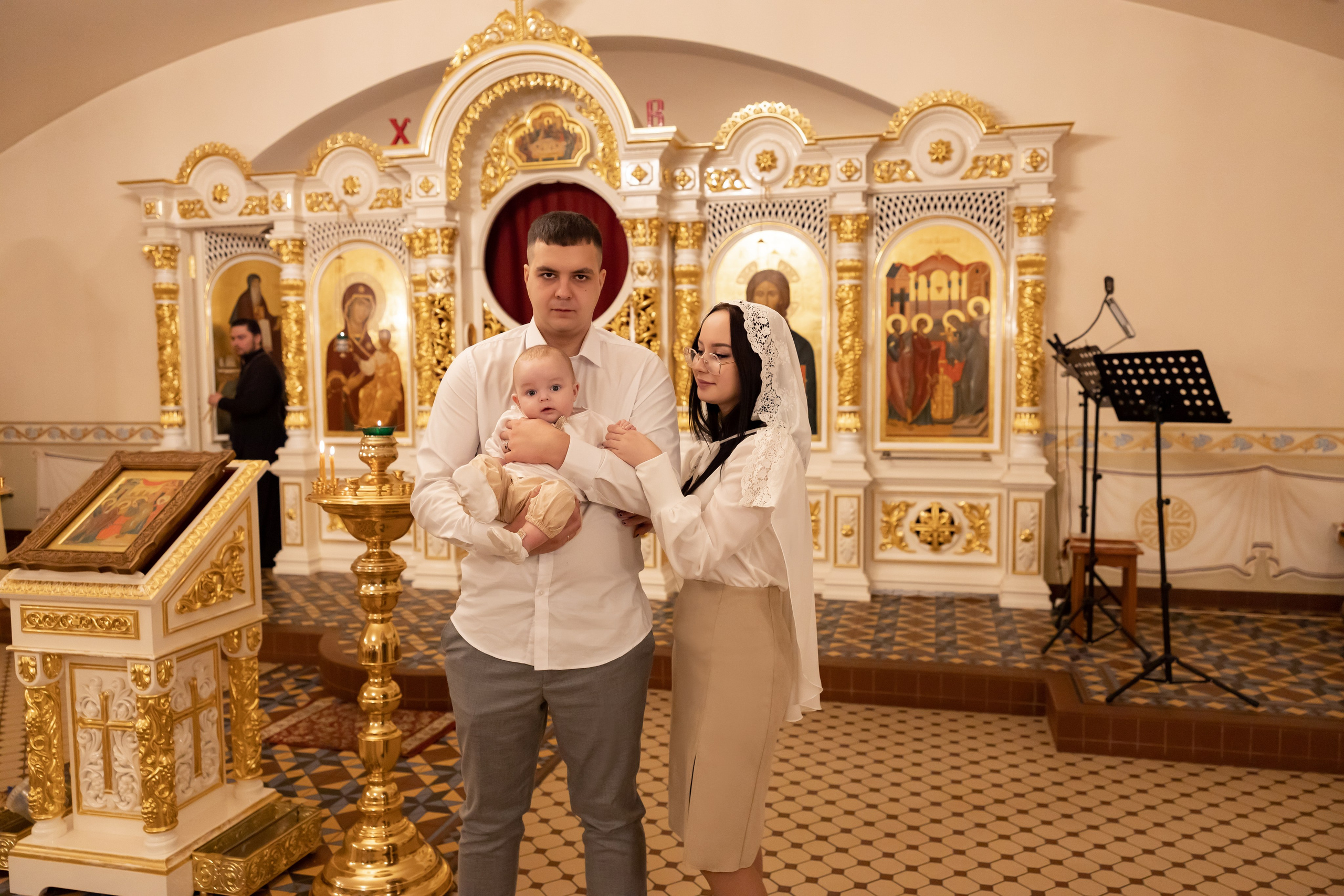 Крещение в Храме Покрова Пресвятой Богородицы. Семейный фотограф в Рязани и Рязанской области