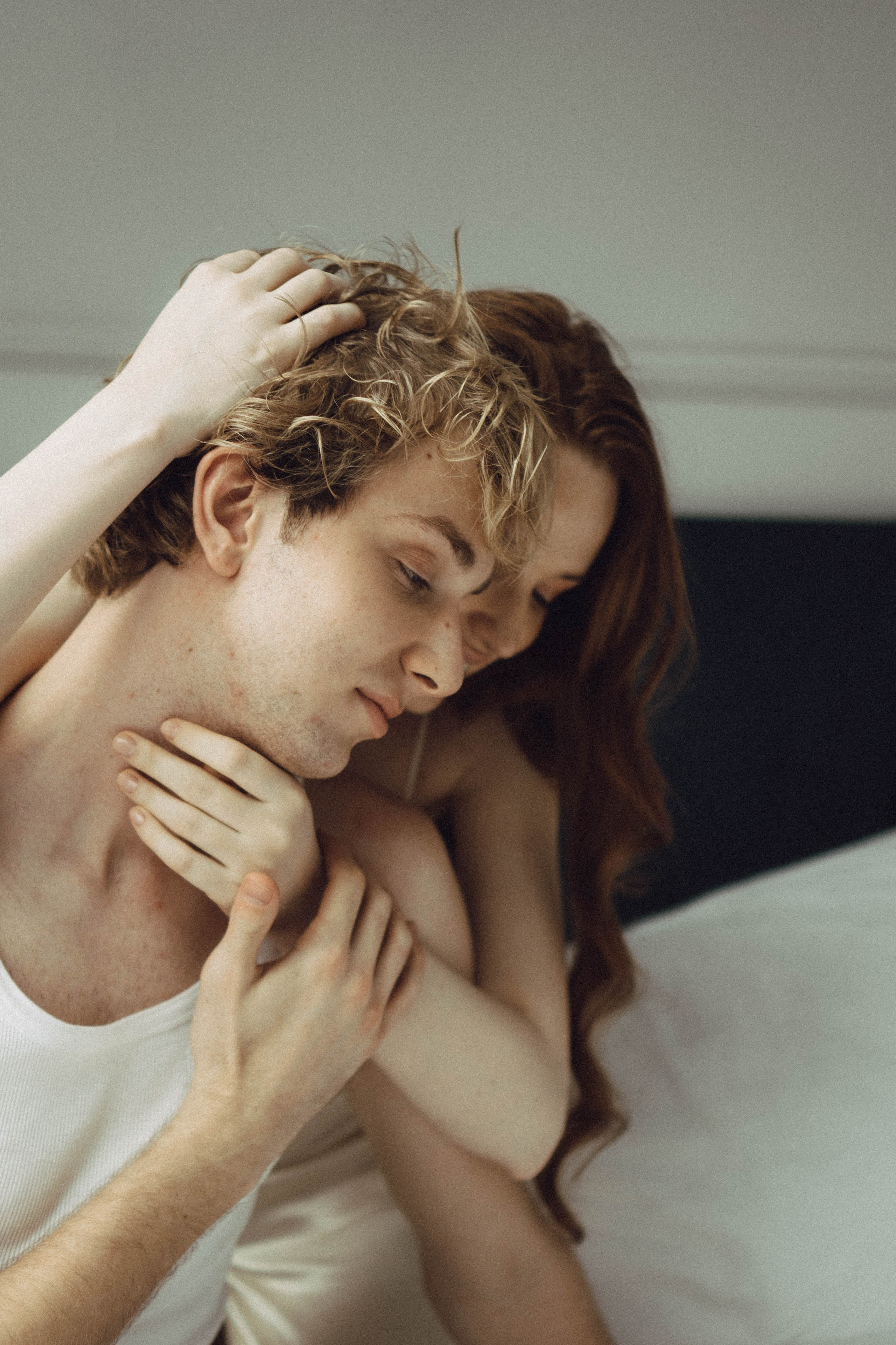 СВАДЕБНАЯ СЬЕМКА В ОТЕЛЕ. СБОРЫ ЖЕНИХА И НЕВЕСТЫ И ТАКЖЕ ТОР И ПОДГОТОВКА К ПРОГУЛКЕ. Профессиональный фотограф, Санкт-Петербург — Виктория Богомолова