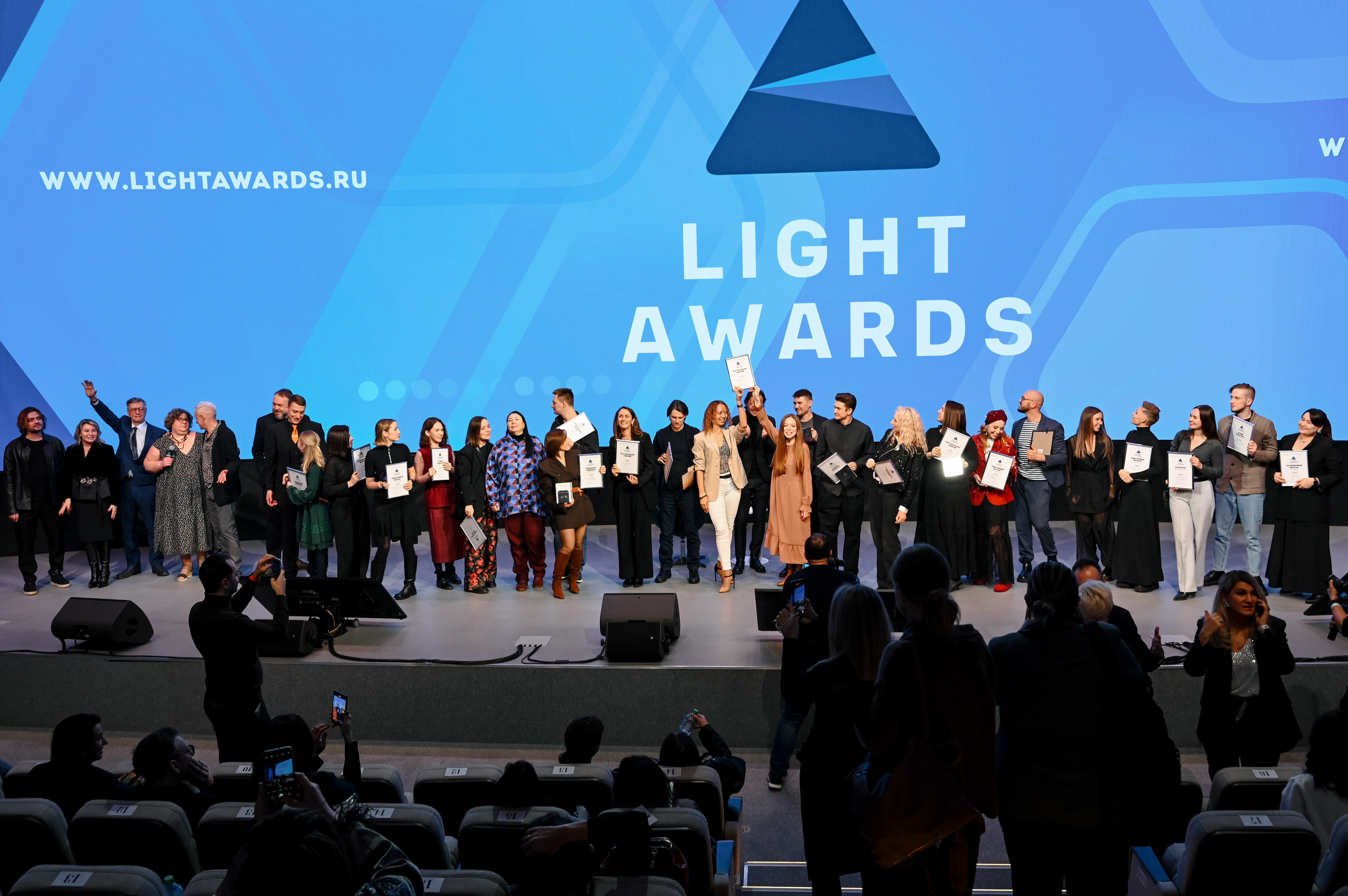 Премия Light Awards 2025. Свадебный и семейный фотограф в Домодедово и Москве Юлия Курзаева