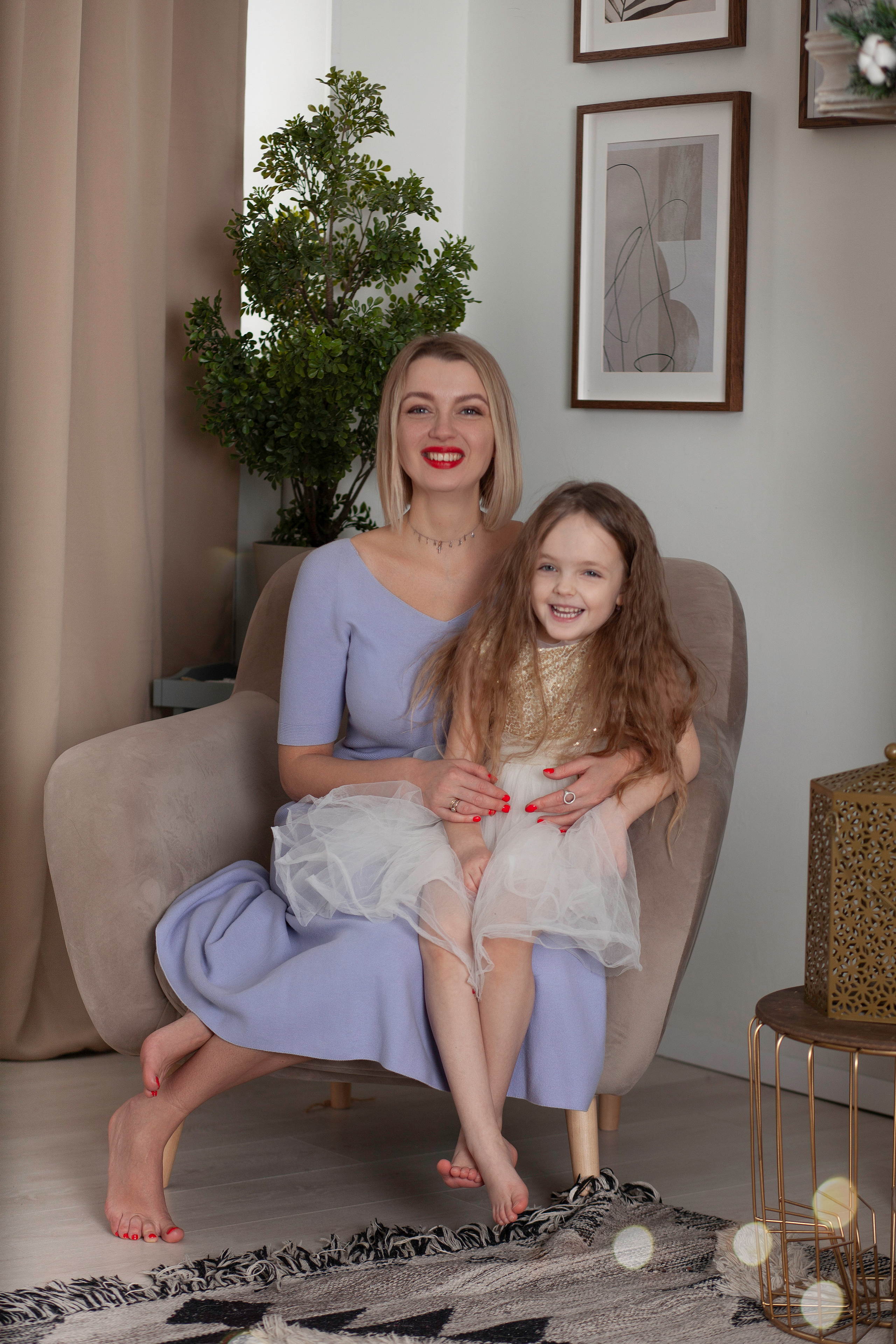 Семейная съемка в интерьерной студии