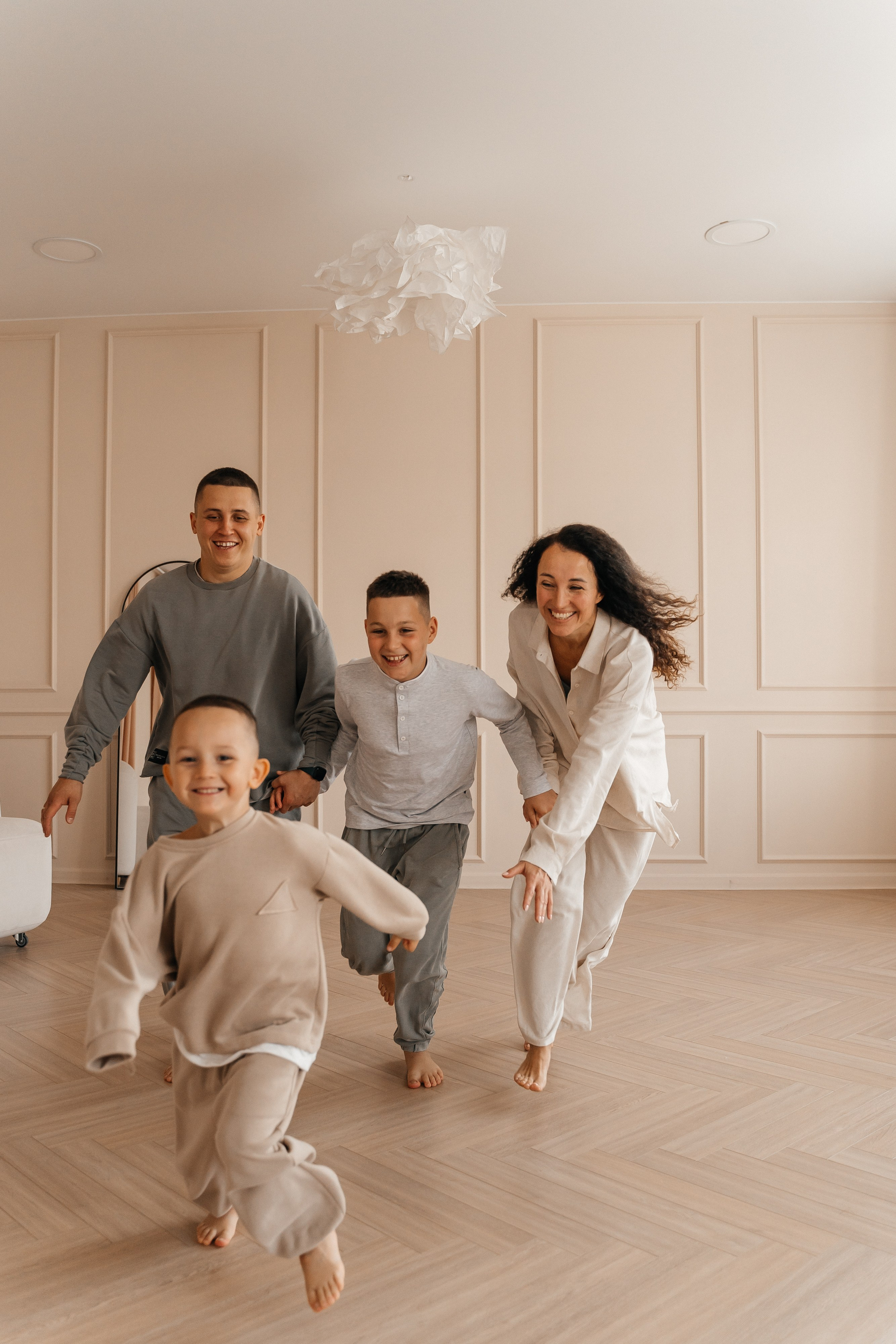 Илья, Вера, Сёма и Дима. Волик Мария