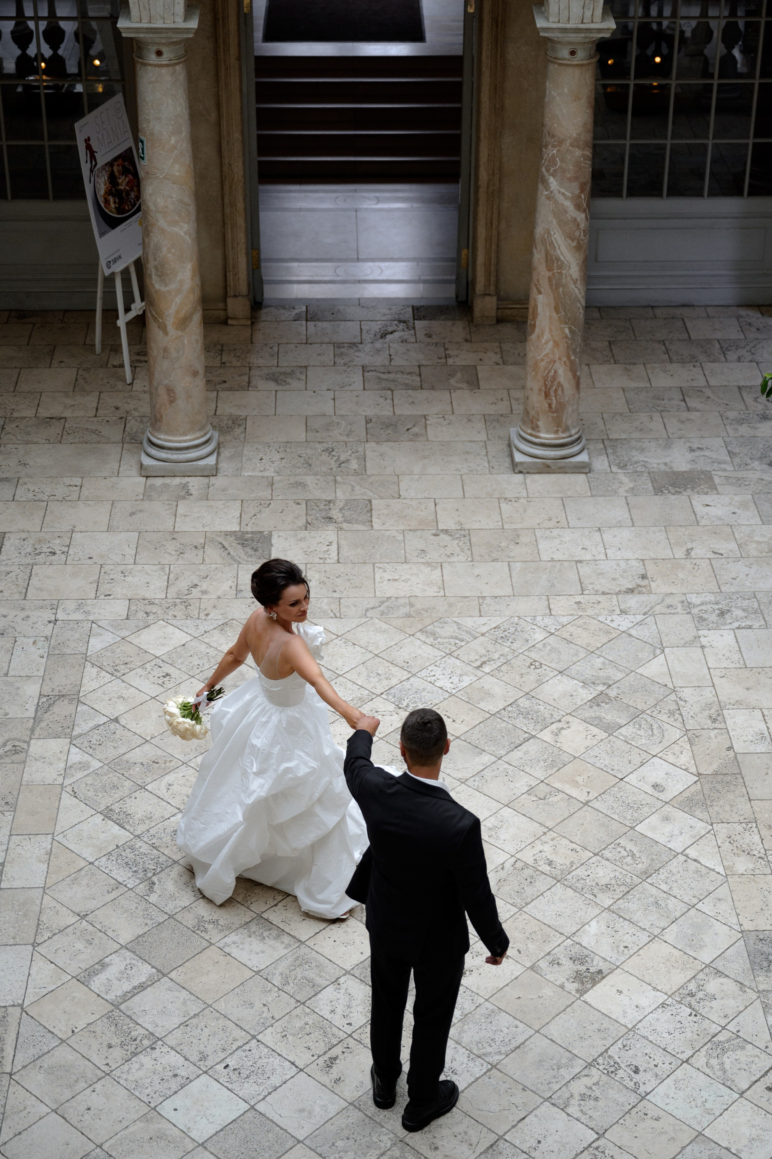 23.08.2024. RETOUCH-HOUSE