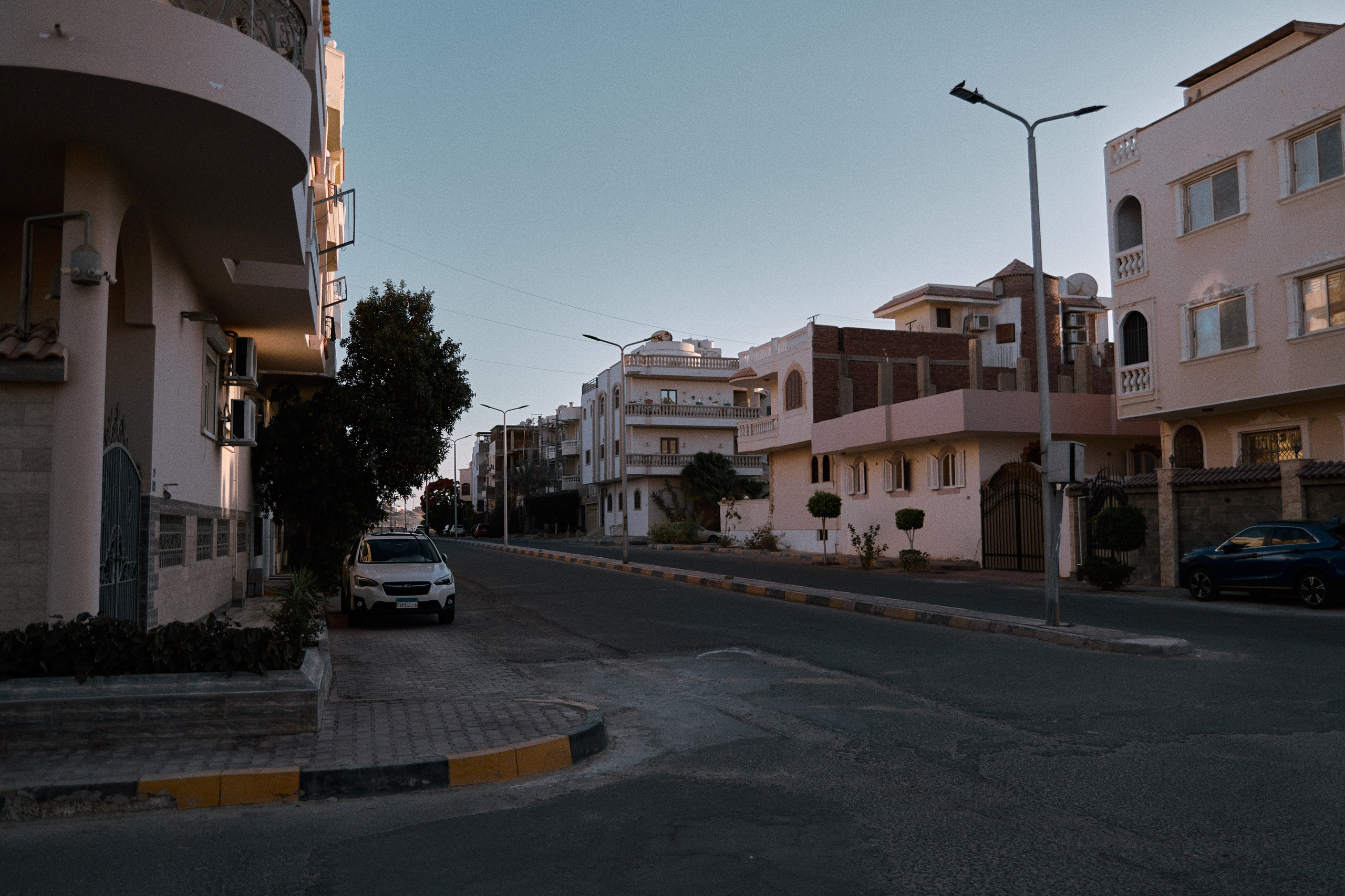 Хургада — Трущобы. Jorgis Talè — photographer, kind person, teacher of arts and other mag