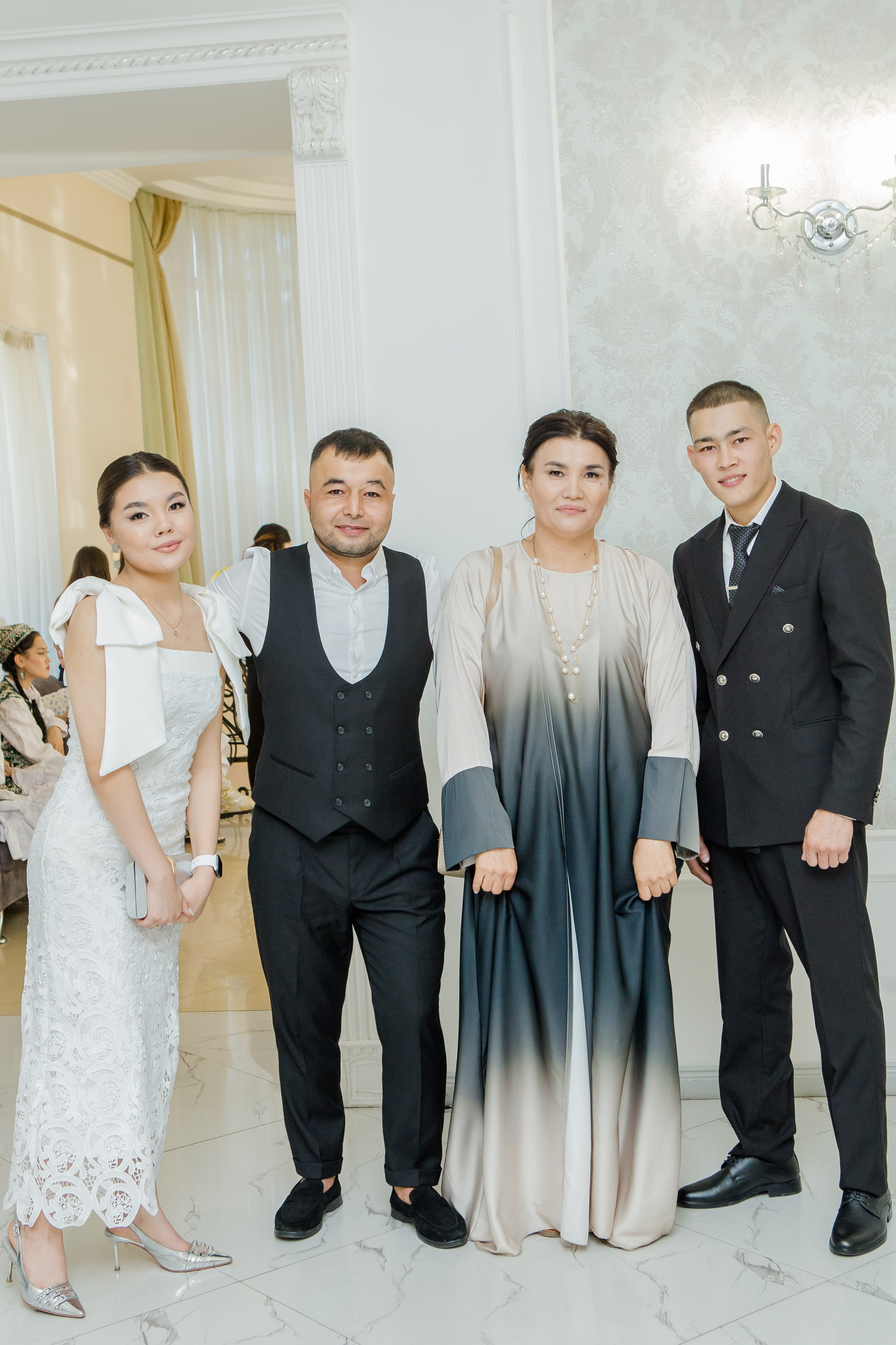 QYZ UZATU ZHADYRA. Свадебный и репортажный фотограф в Астане T.Yertay «Nomad media»