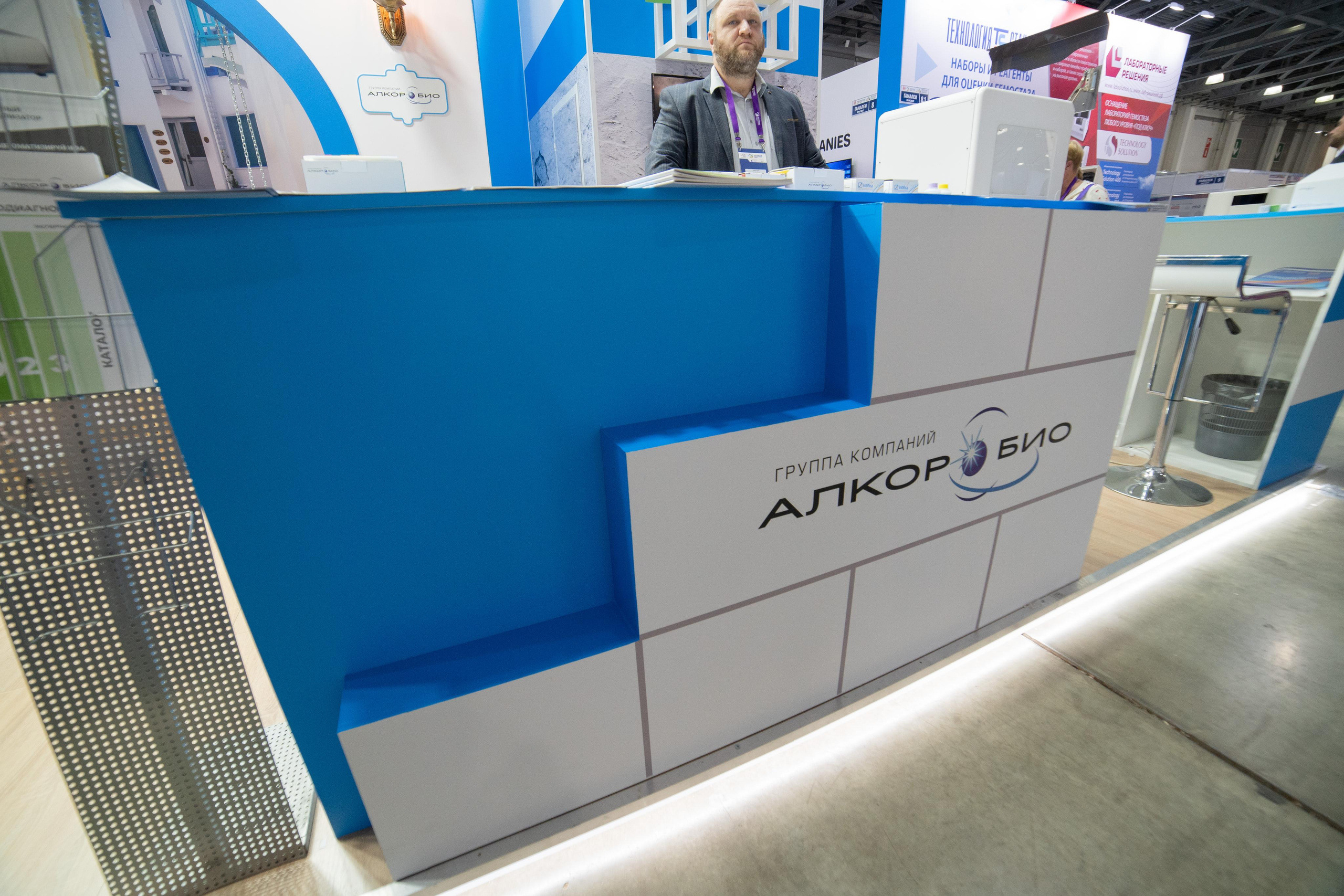 Выставка мед. Профессиональный портретный фотограф в Москве Владимир Глаголев