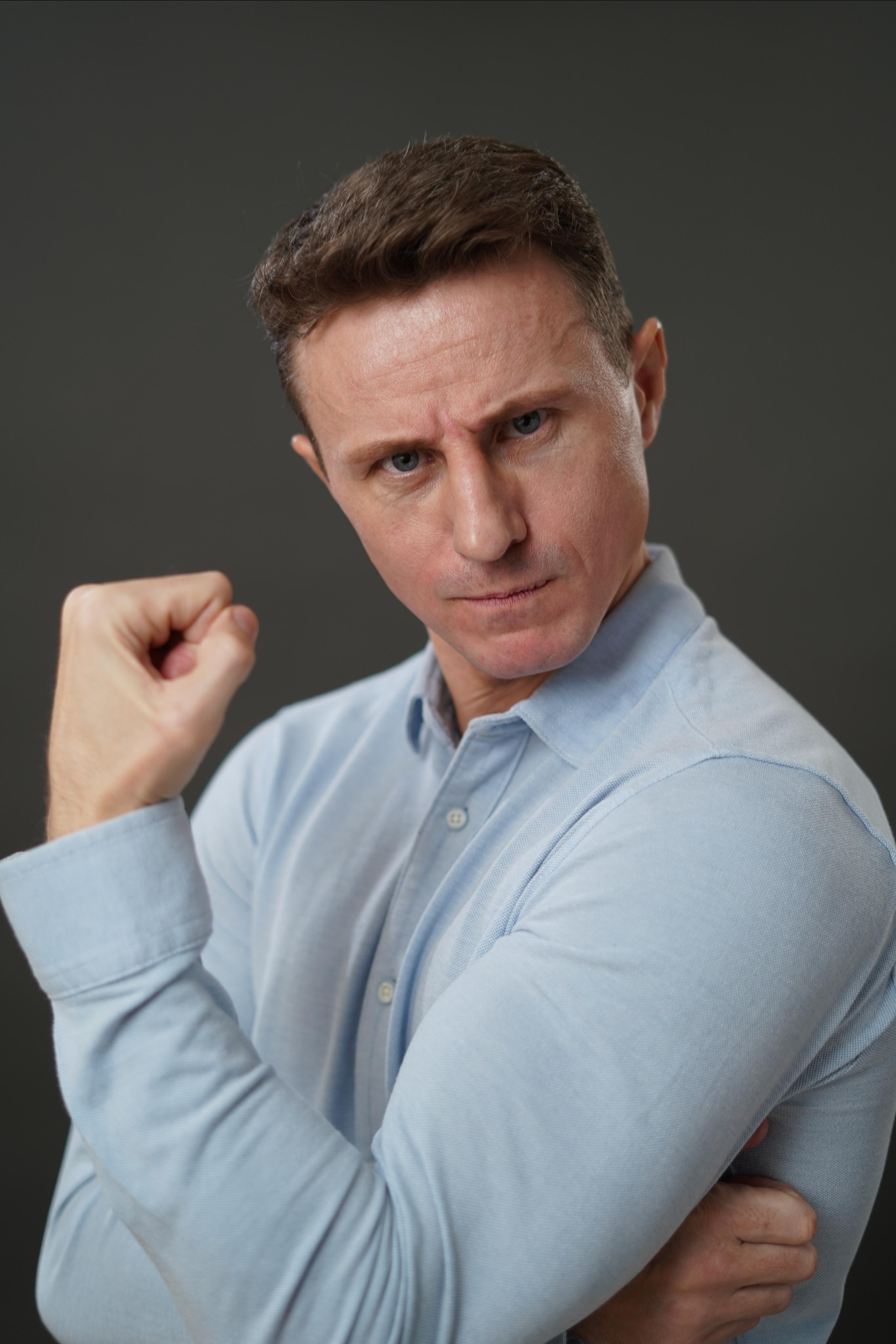 #2. Профессиональный портретный фотограф в Москве Владимир Глаголев