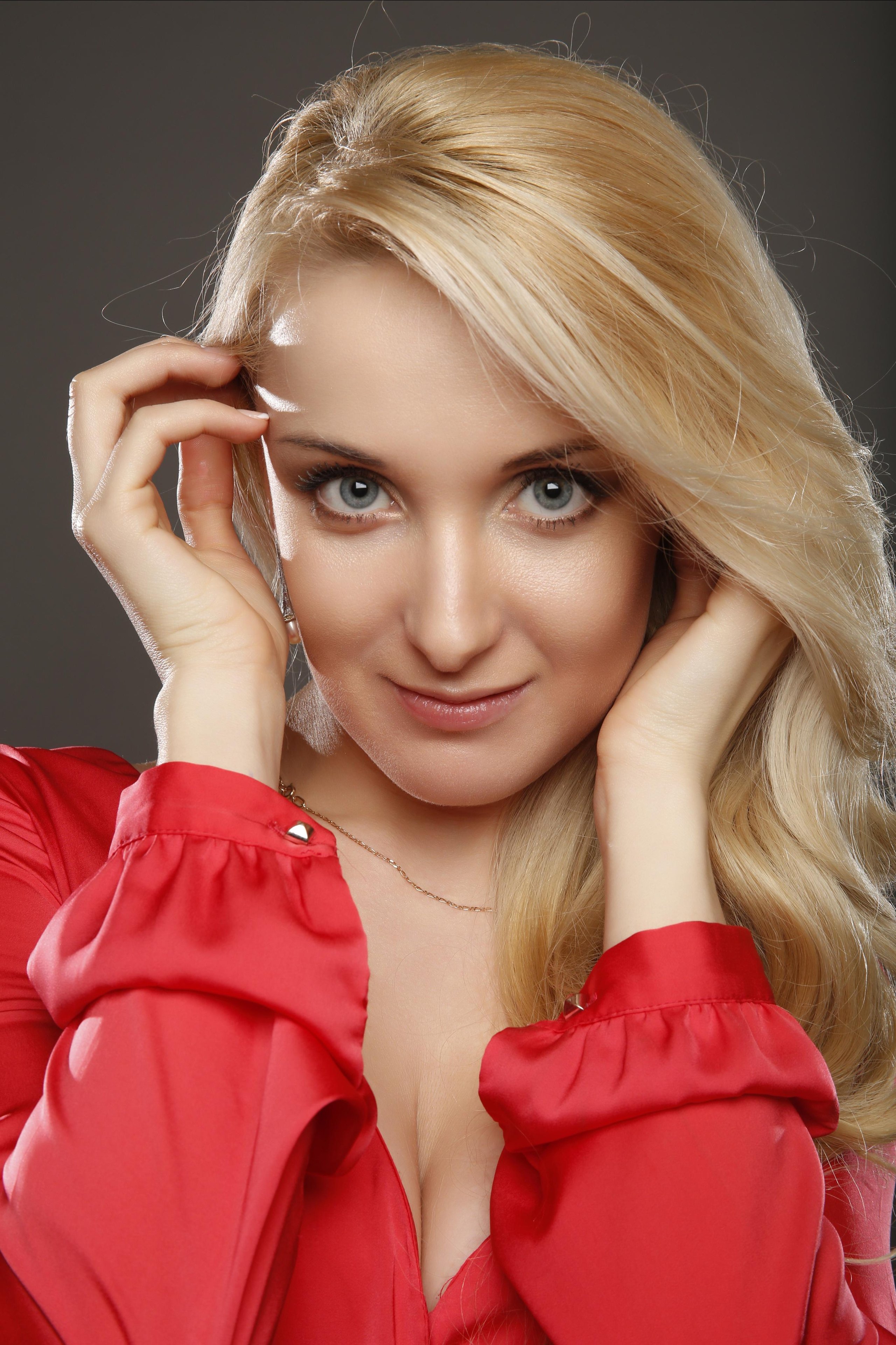 Victoria. Профессиональный портретный фотограф в Москве Владимир Глаголев