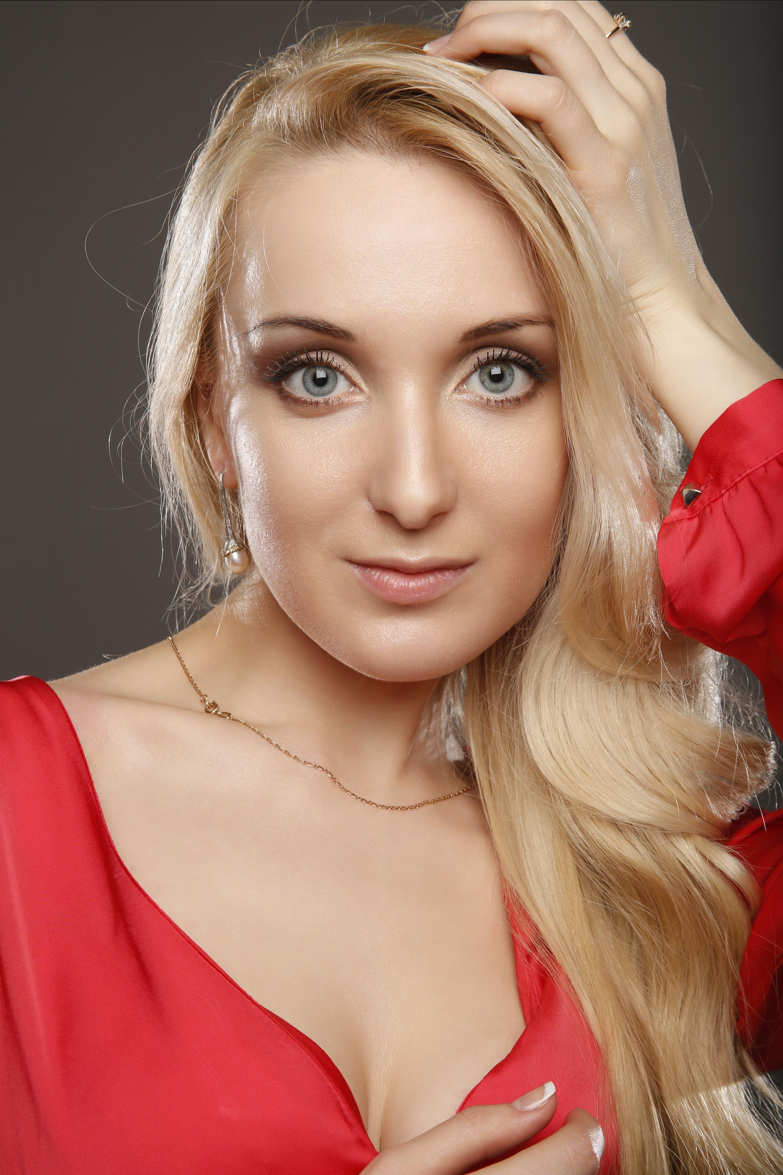 Victoria. Профессиональный портретный фотограф в Москве Владимир Глаголев