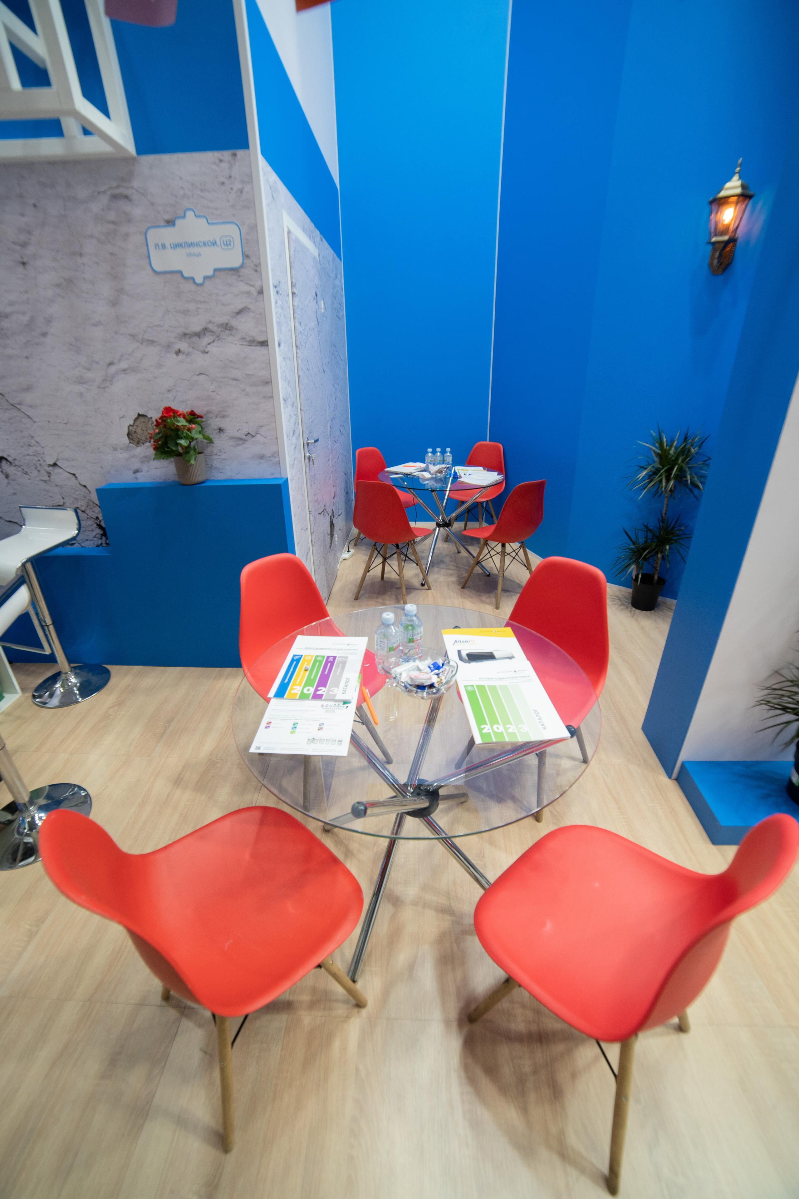 Выставка мед. Профессиональный портретный фотограф в Москве Владимир Глаголев