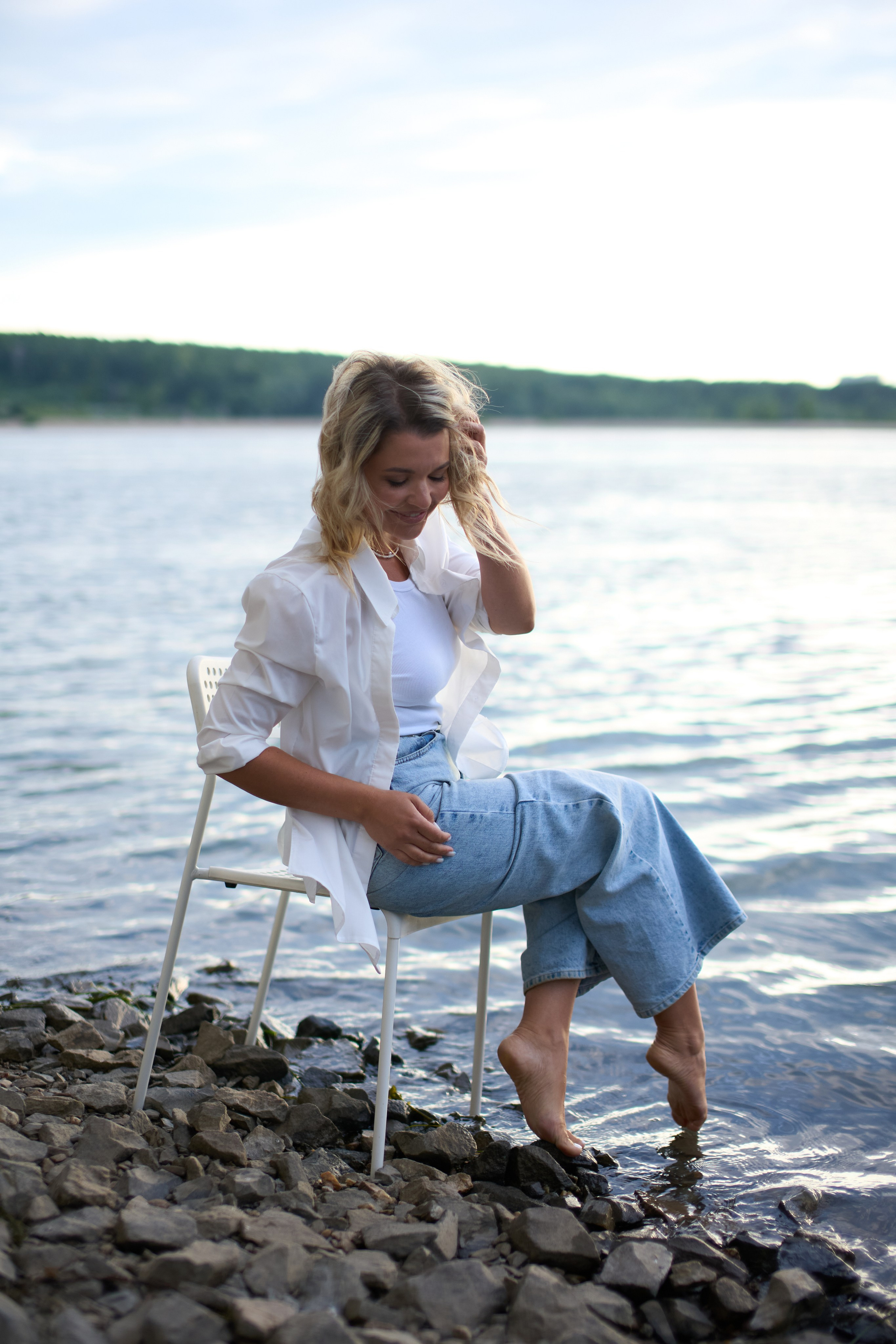 Фотосессия на закате под бугринским мостом. Репортажный и женский фотограф в Новосибирске