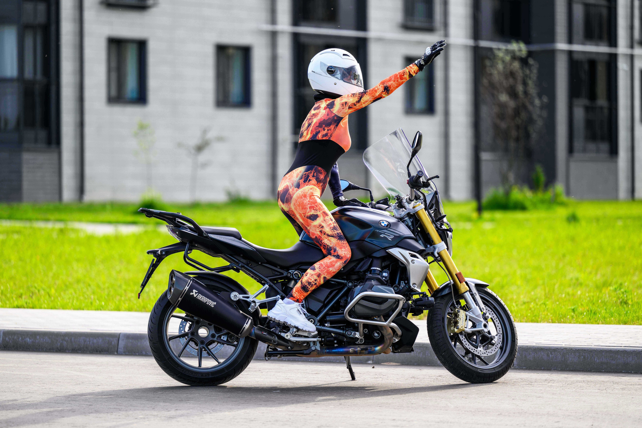 Фотосессии с мотоциклами. Спортивный и женский фотограф и видеограф в Завидово и Конаково Андрей Герасимов