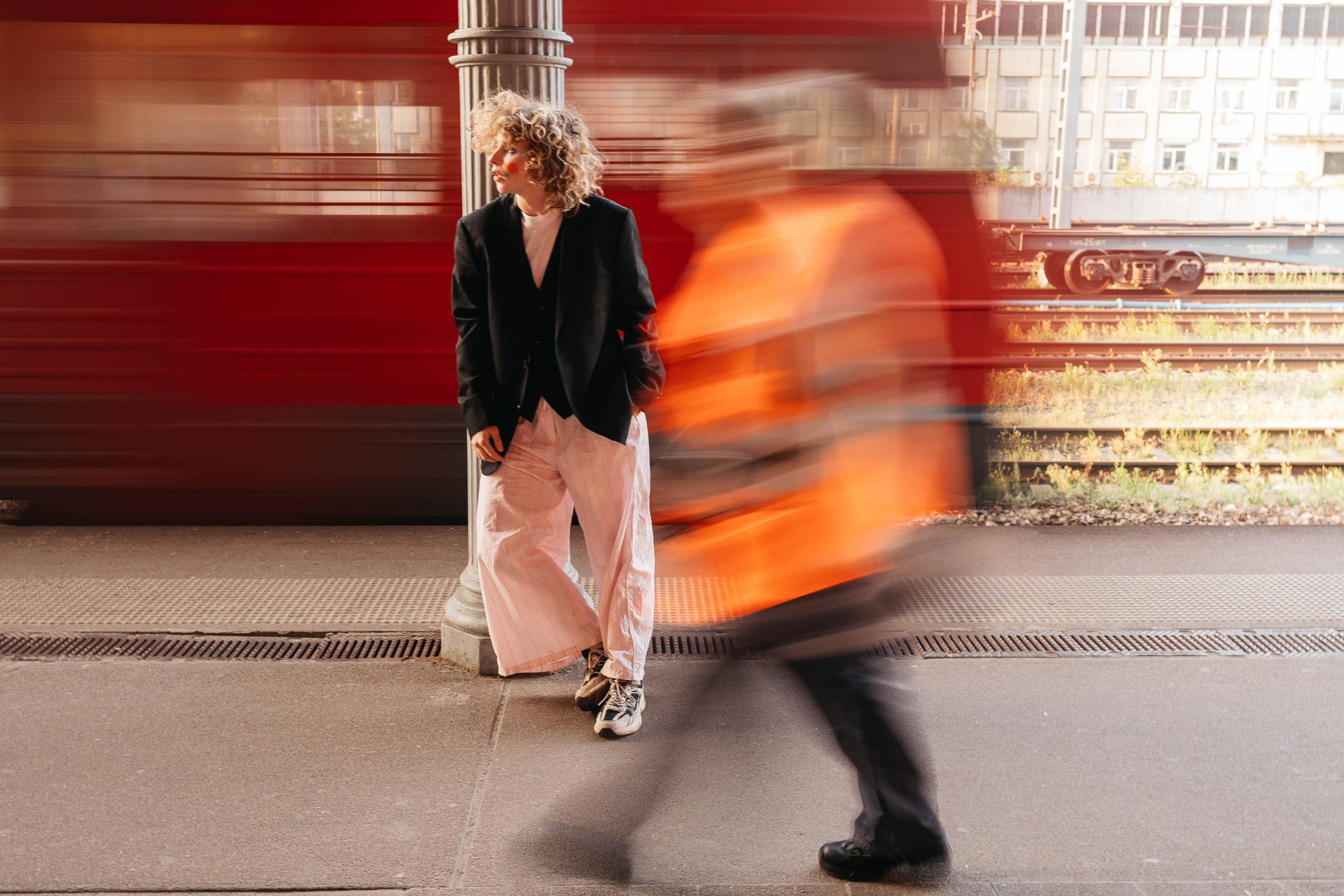 Закат на ЖД вокзале. Лиза. Фотограф в Твери Лагодная Яна