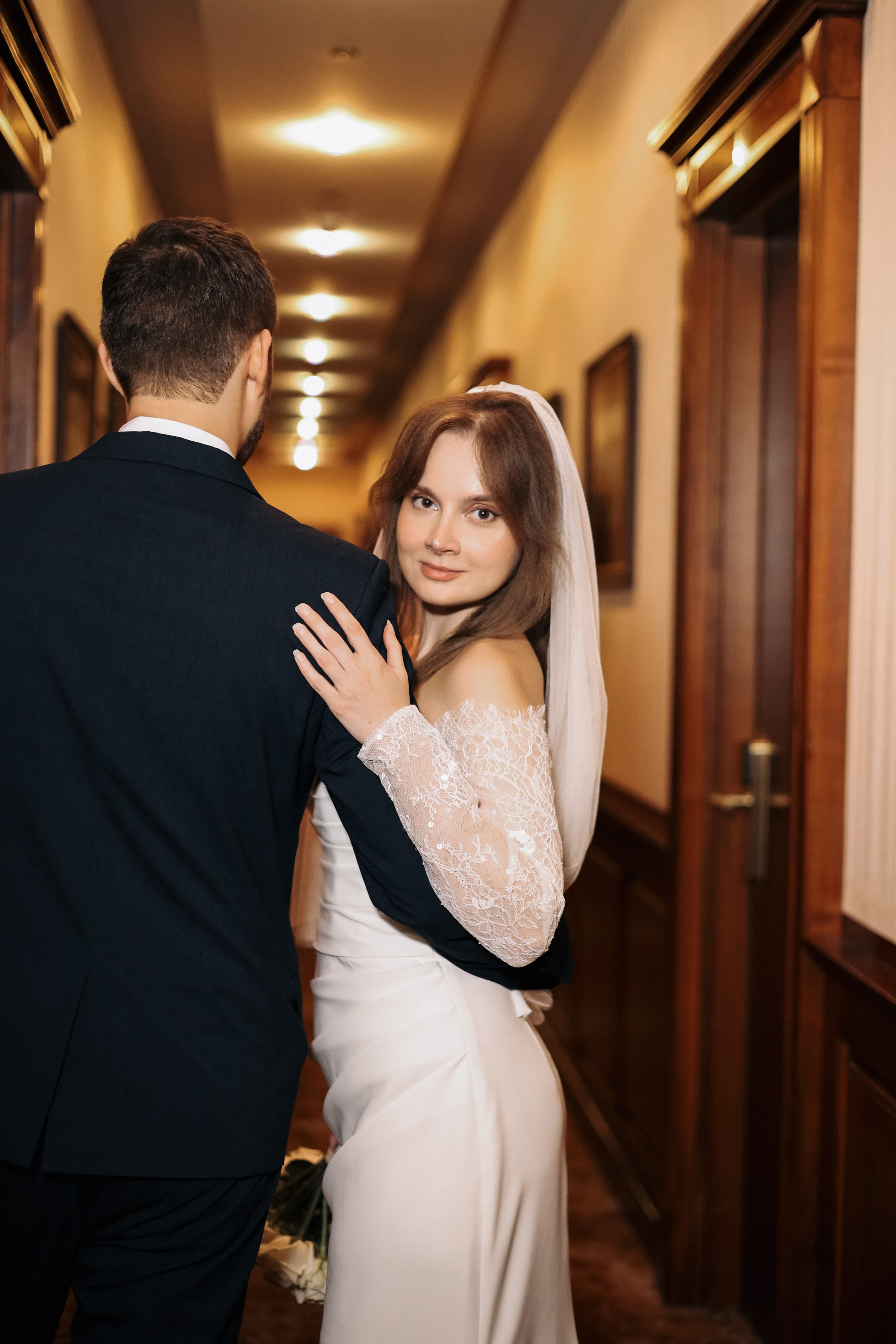 Ира и Денис. Амбассадори + Грибоедовский. Диана Чечель. Свадебный и семейный фотограф в Москве