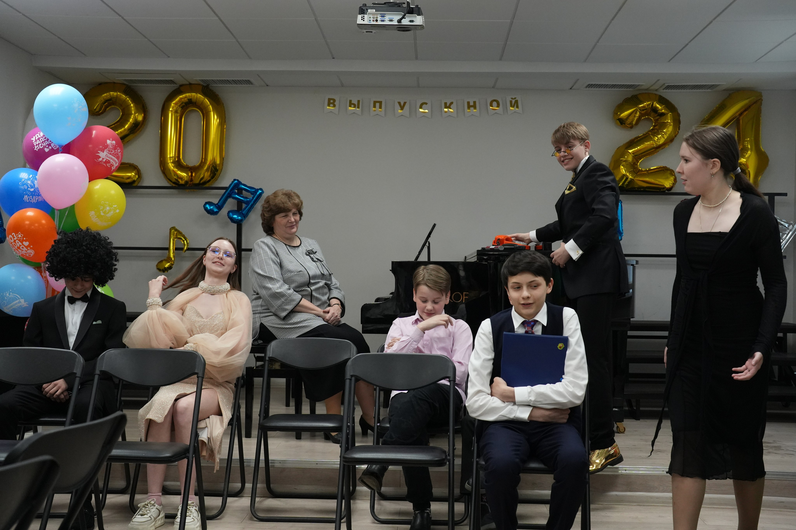 Выпускной в музыкально-хоровой школе г. Москвы № 106. Семейный и детский фотограф в Москве Оксана Чибизова