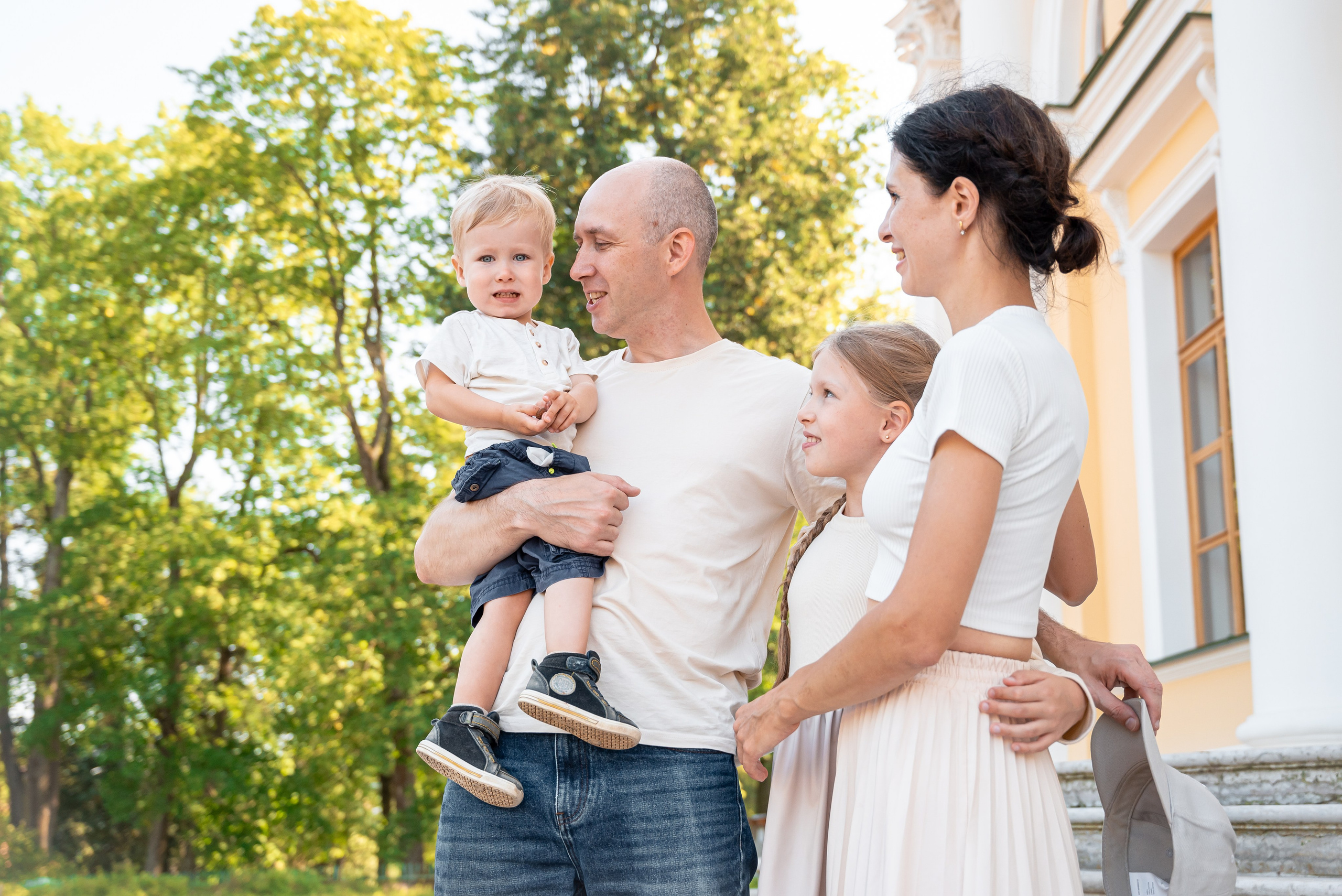 Семейные съёмки. Анастасия Петрович фотограф, фотокорреспондент в Москве и Санкт-Петербурге. Фотосъёмка репортажа, мероприятия, корпоративная съёмка, контент
