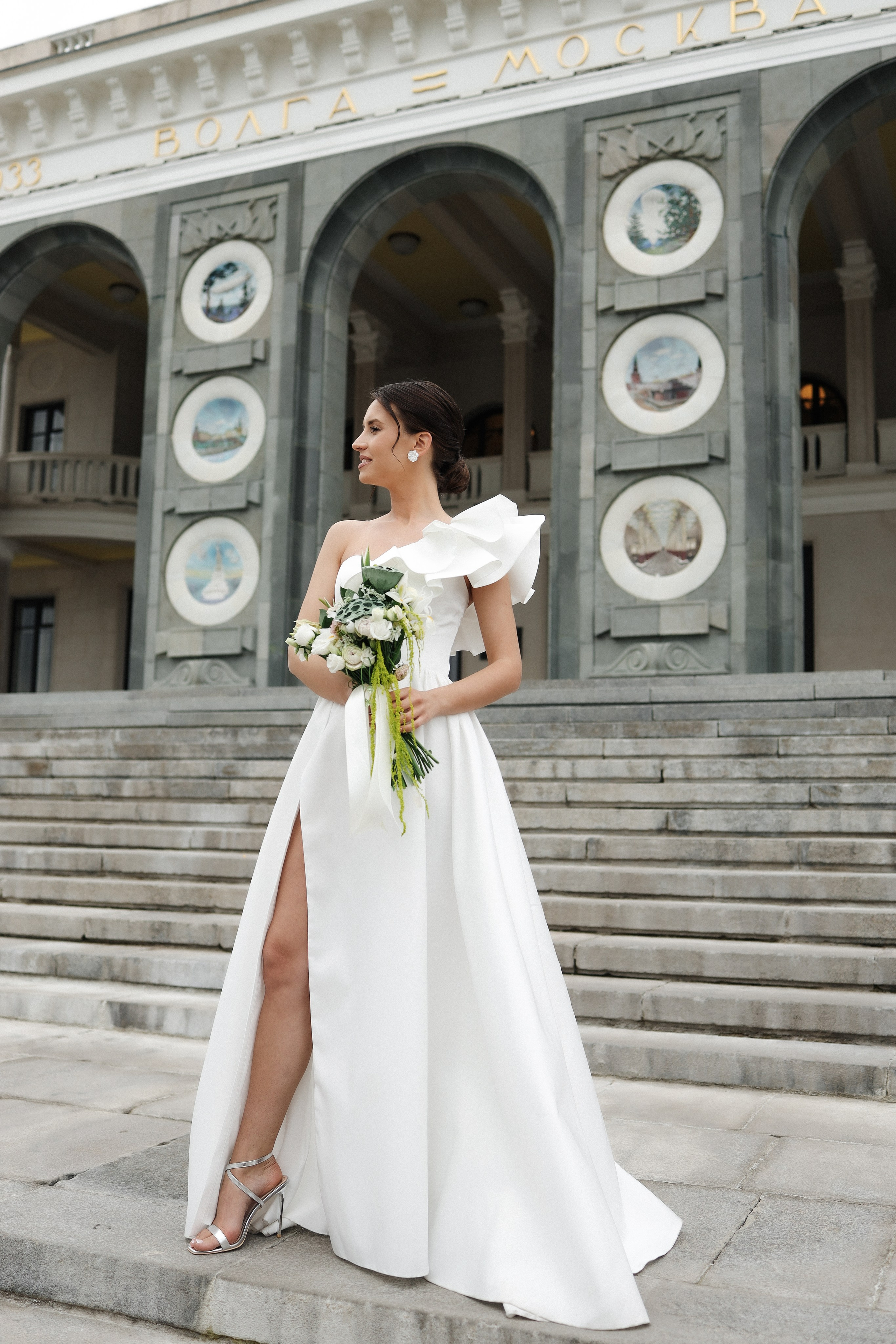 Е. +  П. С утренних сборов и до торта. Семейный и lovestory фотограф в Москве Светлана Коняхина