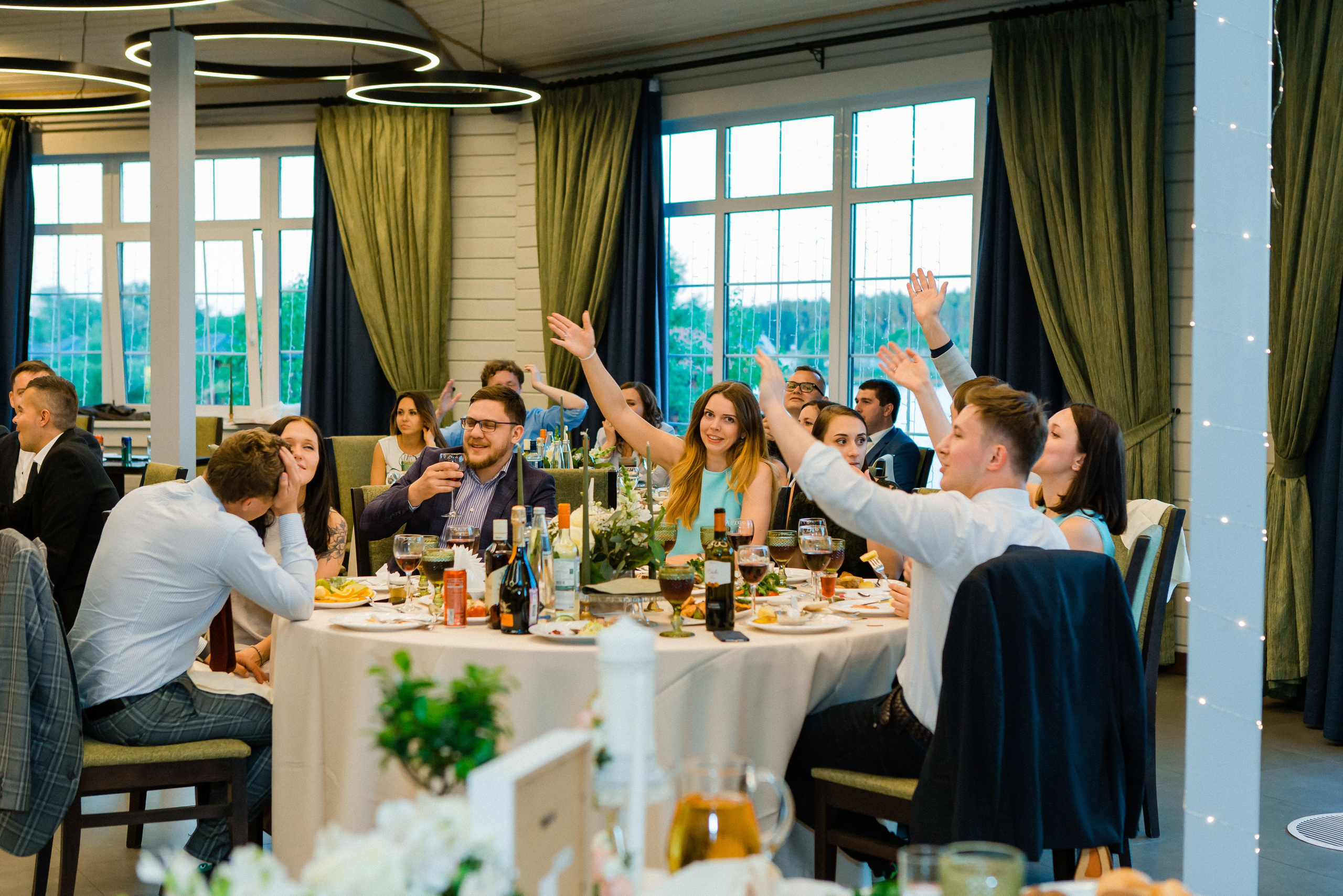 All Inclusive. Видеосъемка и фотосъемка свадеб. Фотограф и оператор на свадьбу. Видеосъемка подкастов, собственная видео-фотостудии. Предметная фотосъемка
