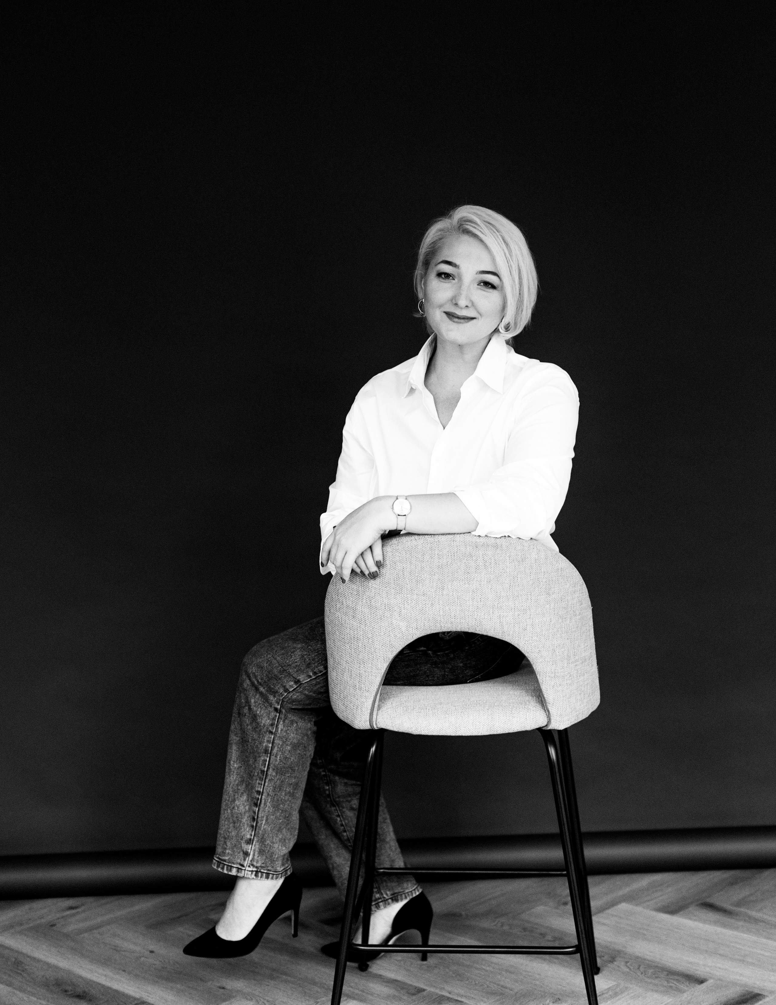 Тренер по эмоциональному интеллекту. Женский и контент фотограф в Москве