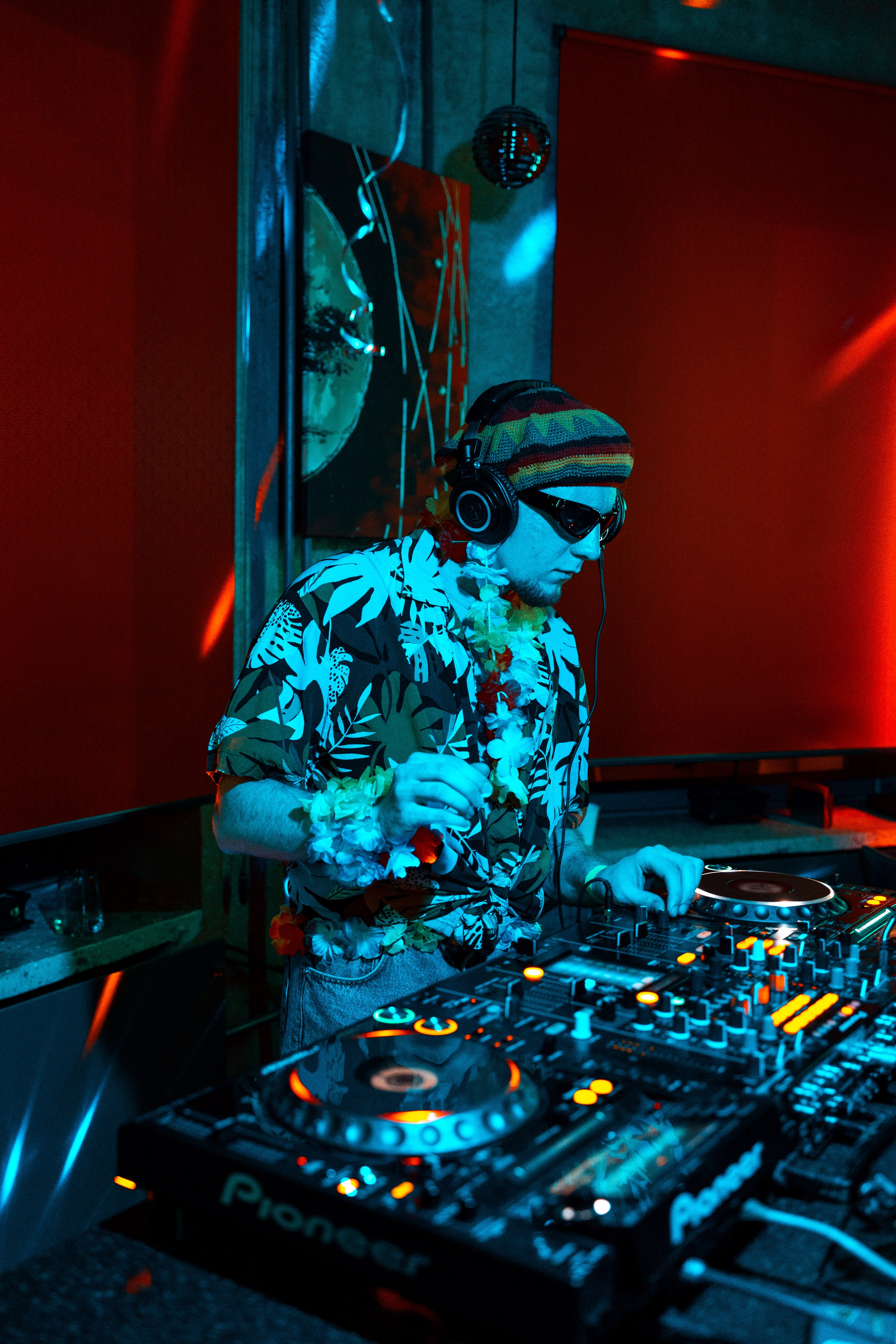 SBROD 009: ЧАЙ С ТОРТИКОМ. SBROD