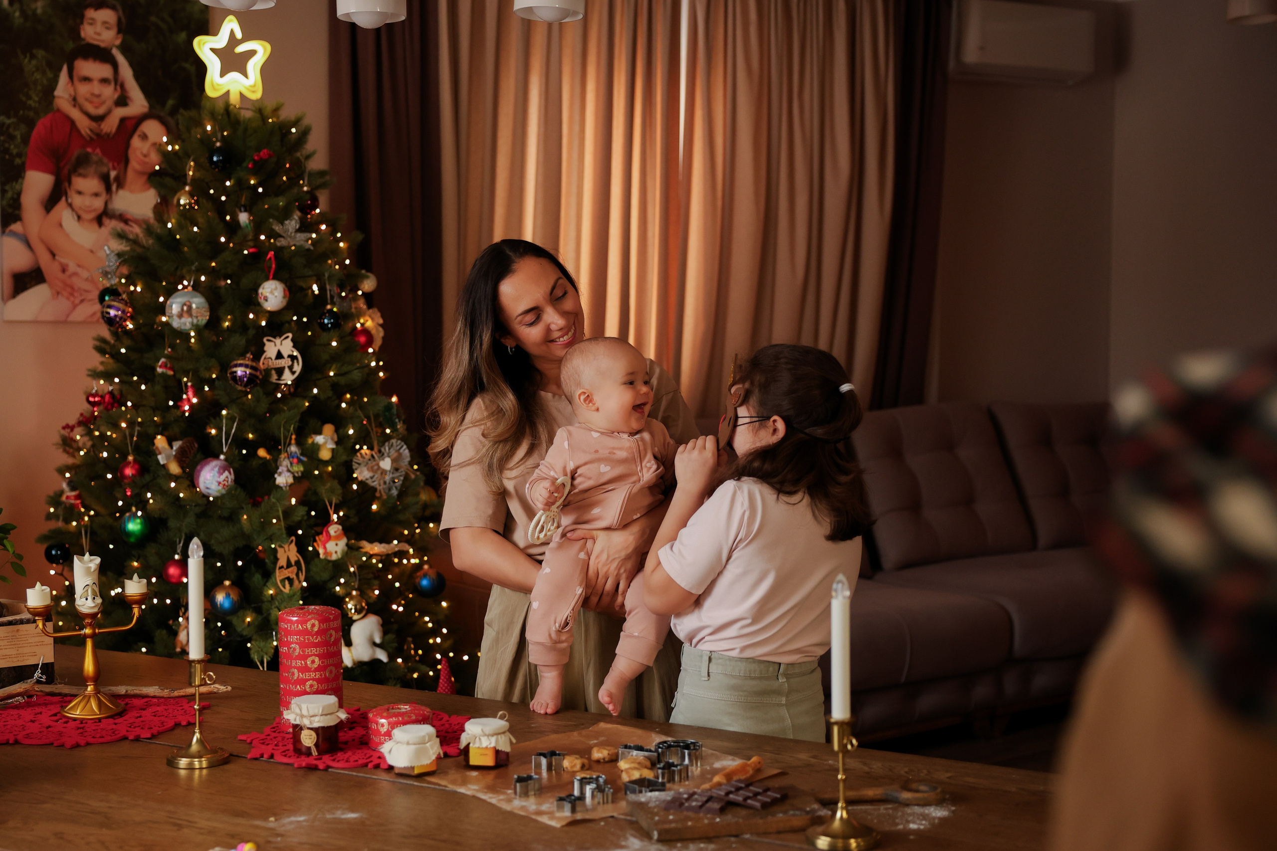 Новогоднее печенье всей семьей. Ваш семейный newborn и lifestyle фотограф в СПБ Наталья Журавлева